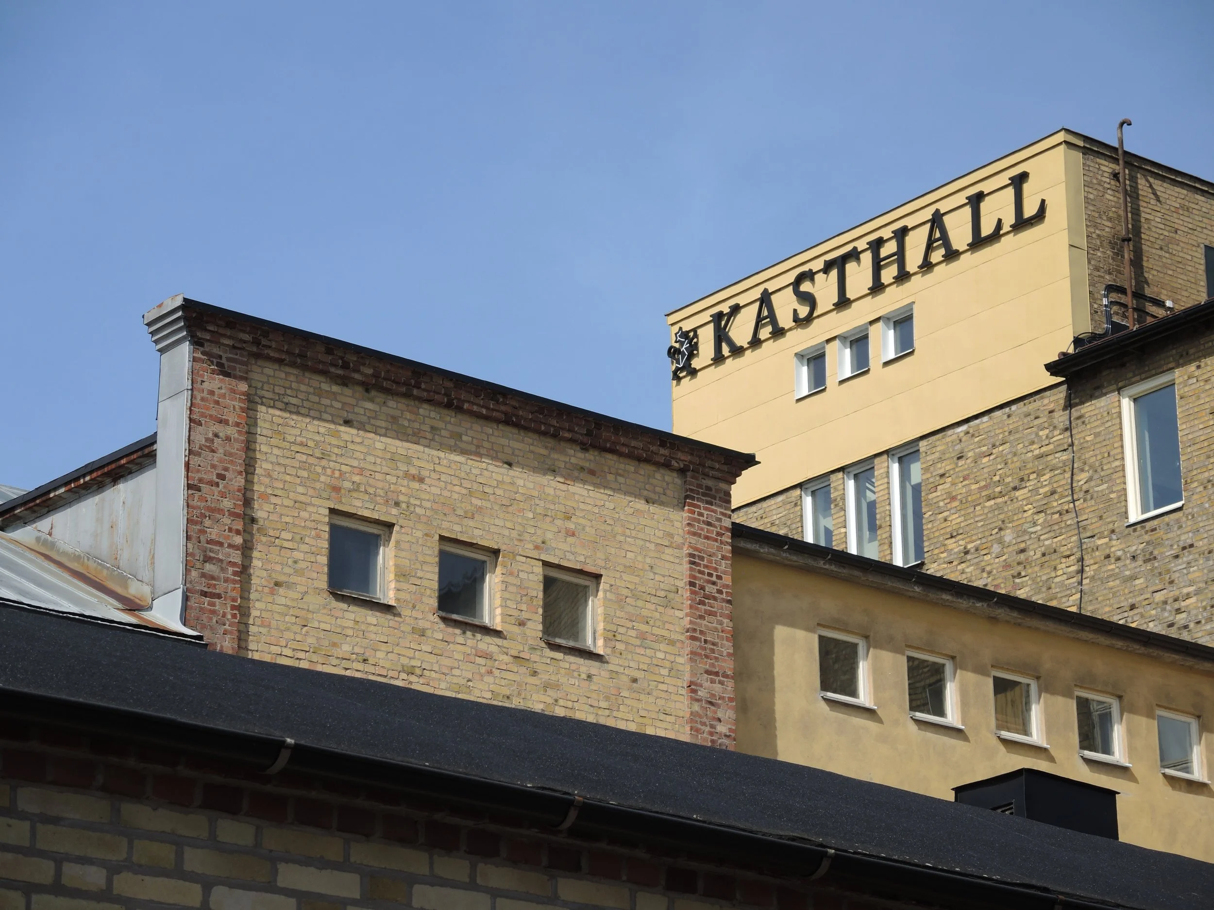 Kasthall_Factory_HQ_Kinna_exterior (4).JPG