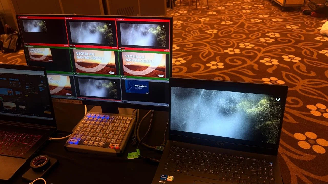 The live production control position for Veolia Au Moyen-Orient, used to manage the event’s screen content, presentations and showcalling cues.