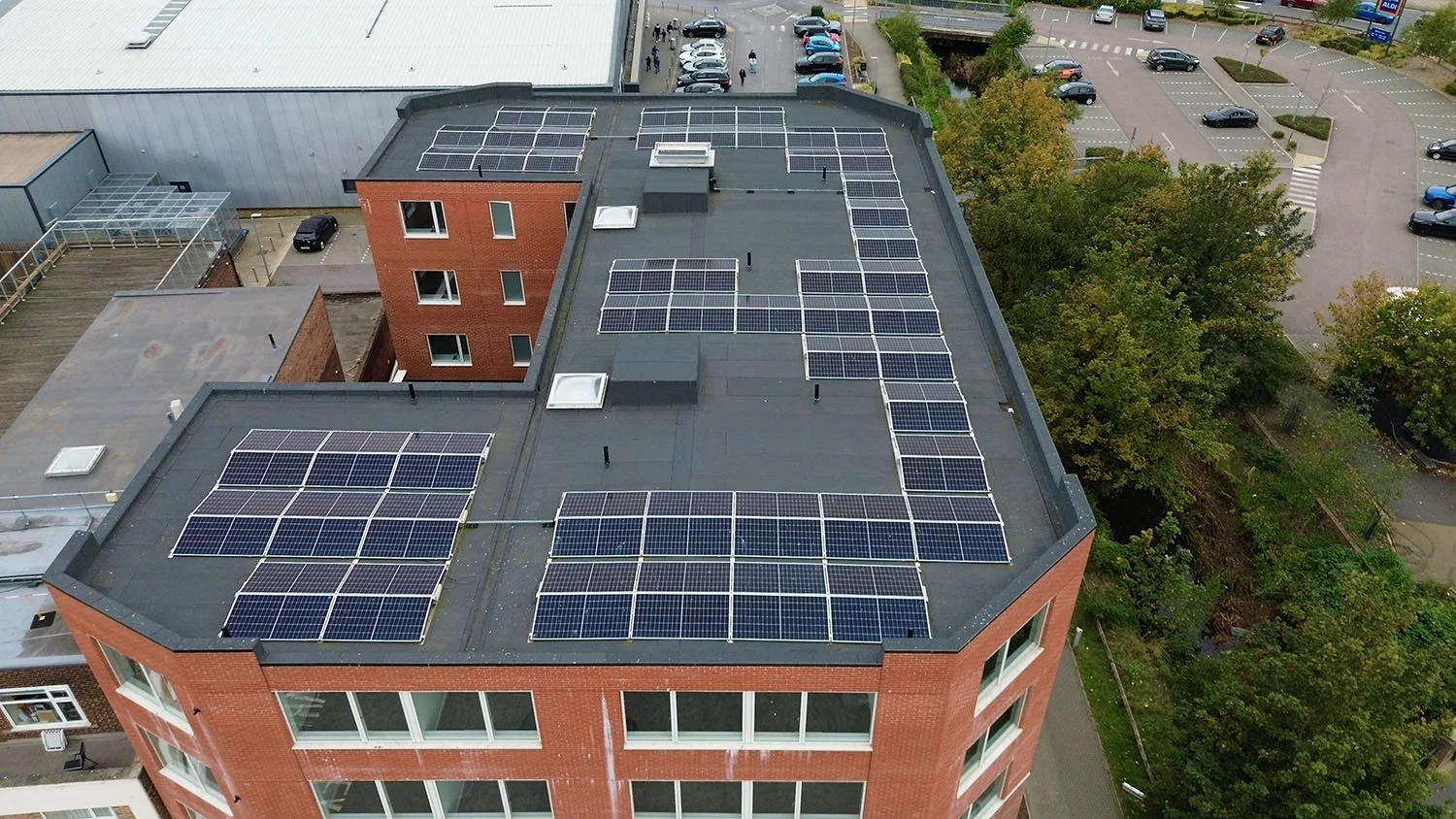 x1500-2025-10-13 15.34.49.jpg