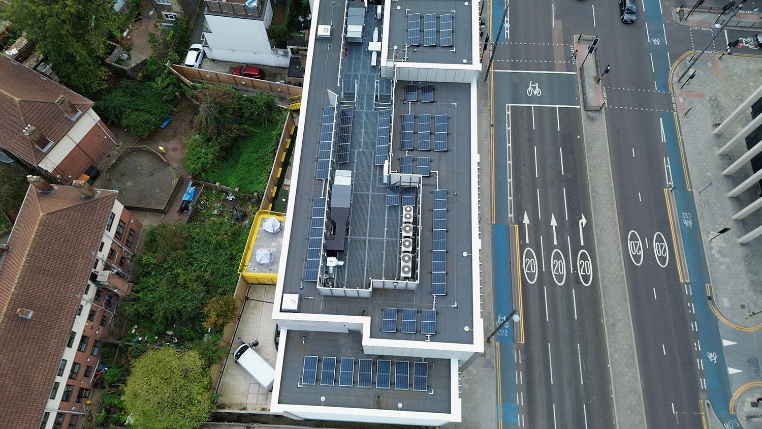 2025-10-15 16.02.08.jpg