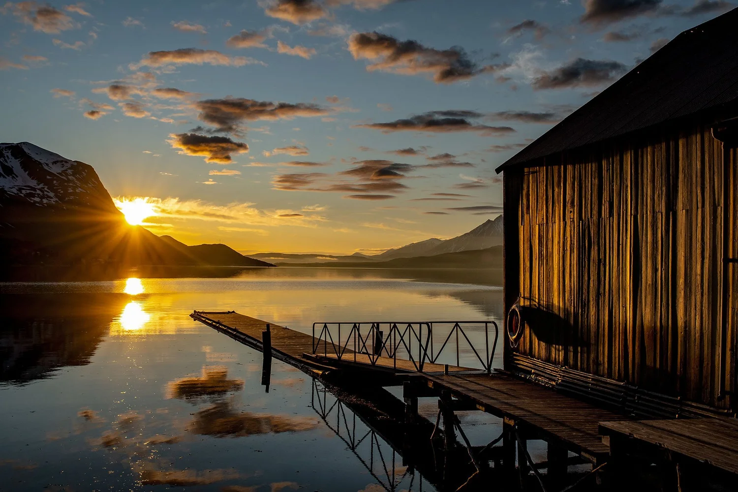 Haus Kystnes: Blockhaus desselben Entwurfs am Ullsfjord