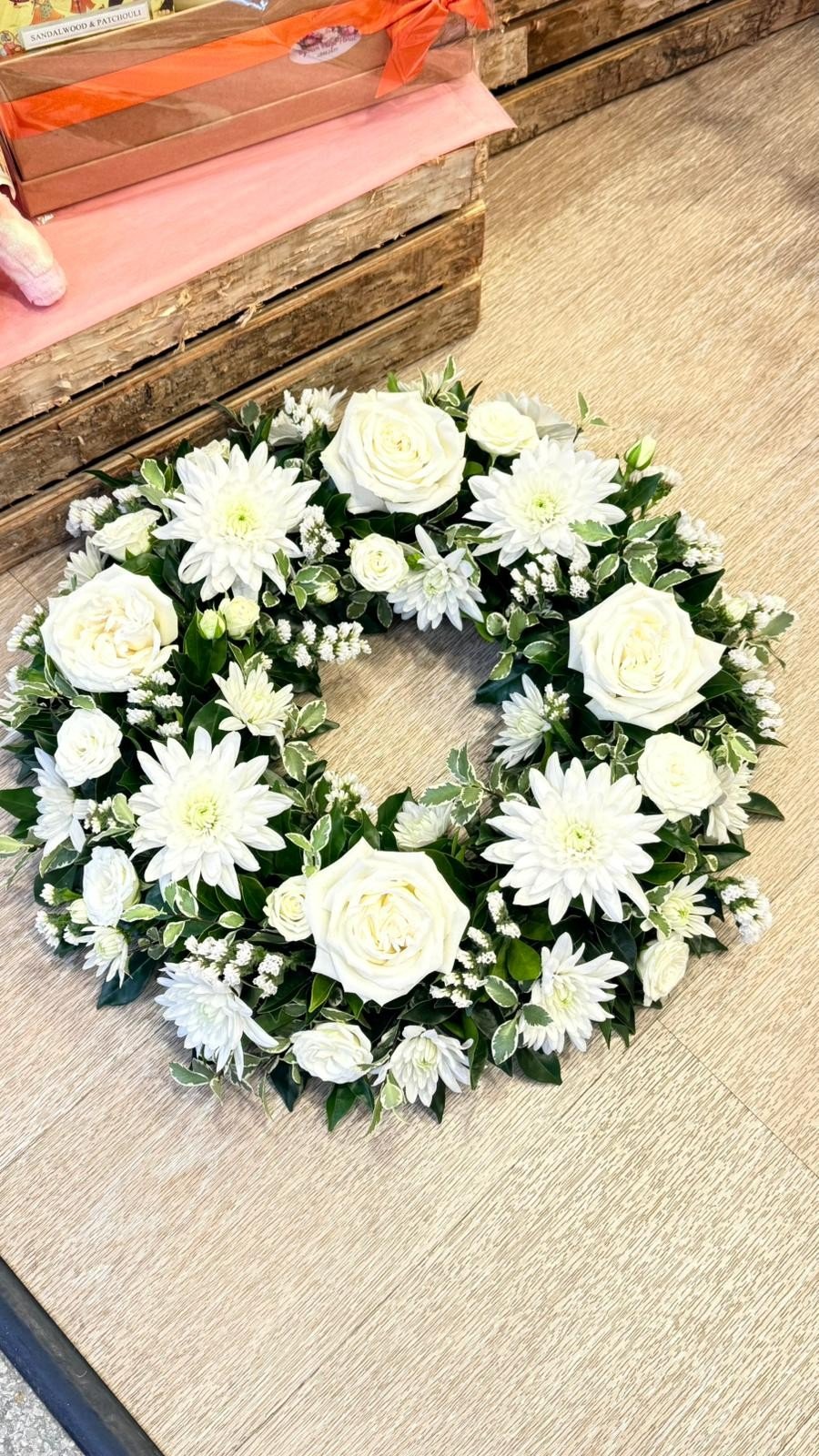 wreath white.jpg