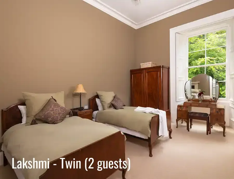 woll-estate-retreats-bedroom-lakshmi-named.webp