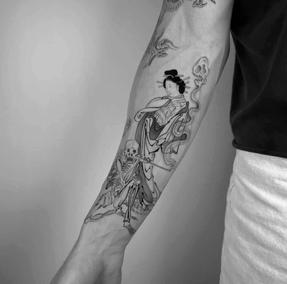 Stunning geisha homage from 1850s painting recreated by @lepapillon.tattoo check Daniel&rsquo;s page for booking email 🔗