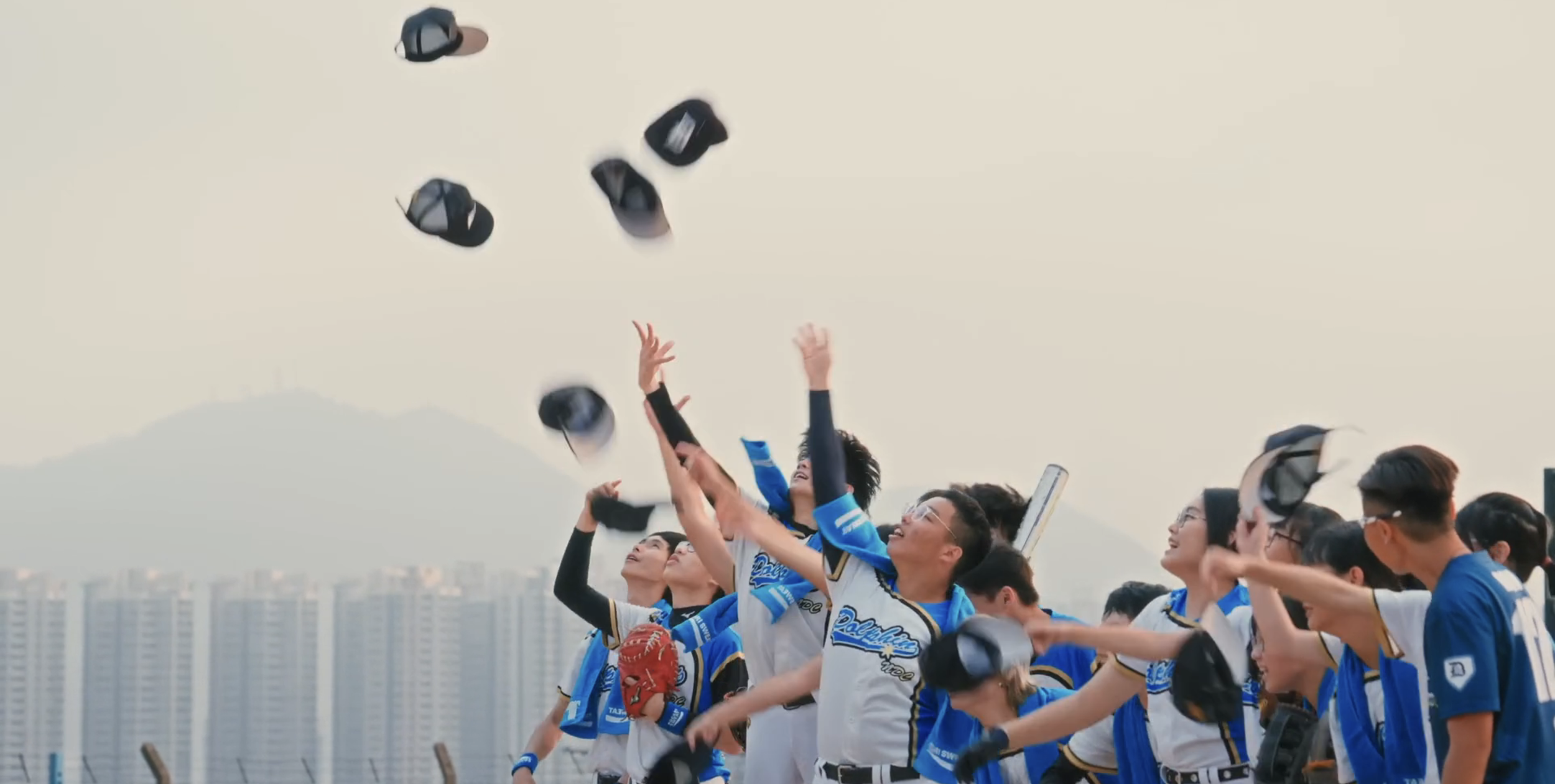 寶礦力水特《青春発力 汗水燃點運動魂》系列 Série Pocari Sweat "Energia Juvenil, o Suor Acende o Espírito do Desporto"