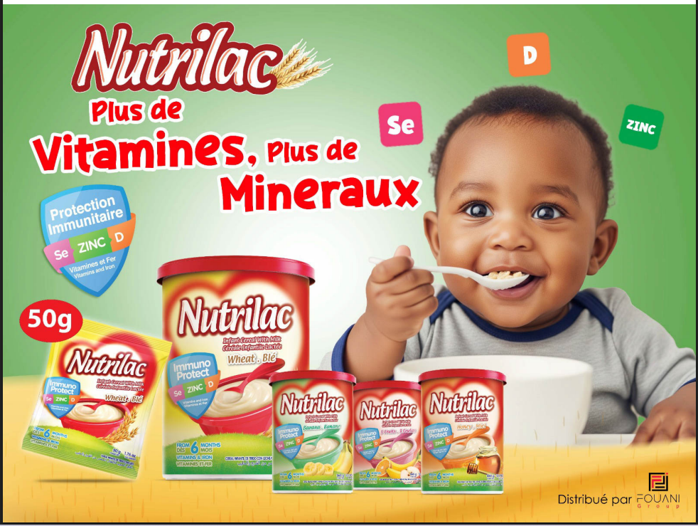 Publicité pour Nutrilac, une gamme de produits enrichis en vitamines et minéraux pour bébés, avec un bébé souriant mangeant une cuillère de laits pour nourrissons Nutrilac, et différents emballages de produits Nutrilac devant un fond vert.