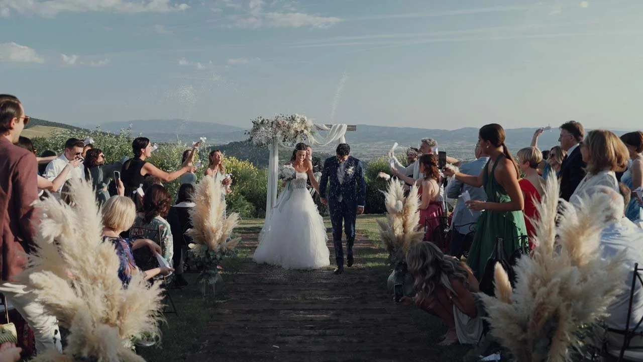 Alessandro e Marilena matrimonio al castello di petrata umbria.jpg
