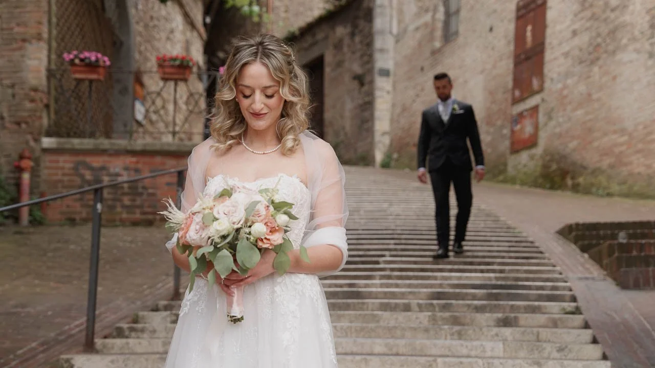 Michele e Elena matrimonio sala vaccara perugia.jpg