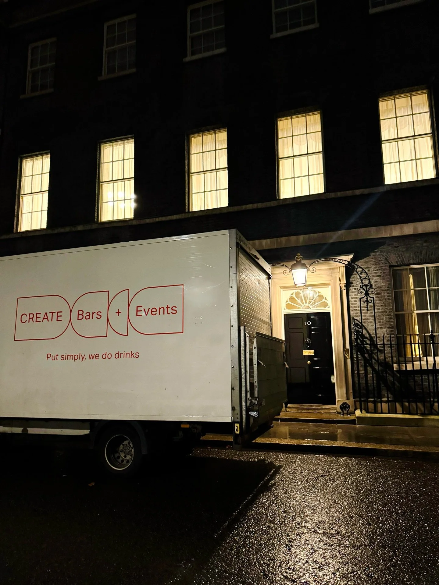 Just another casual Tuesday&hellip;😉

#eventprofs #createbarsandevents