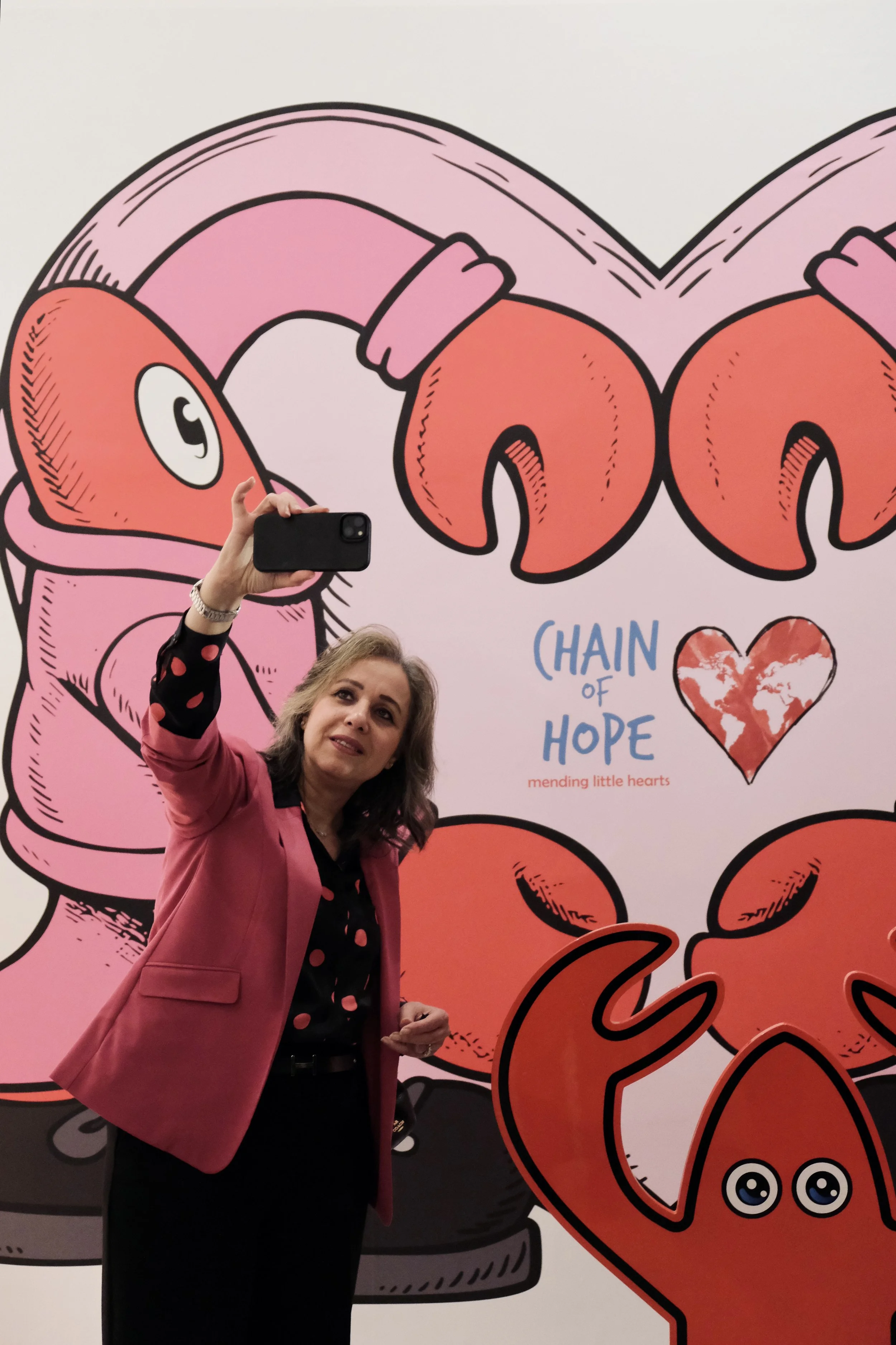 AN La Hechicera Saatchi CB+E 24.jpg