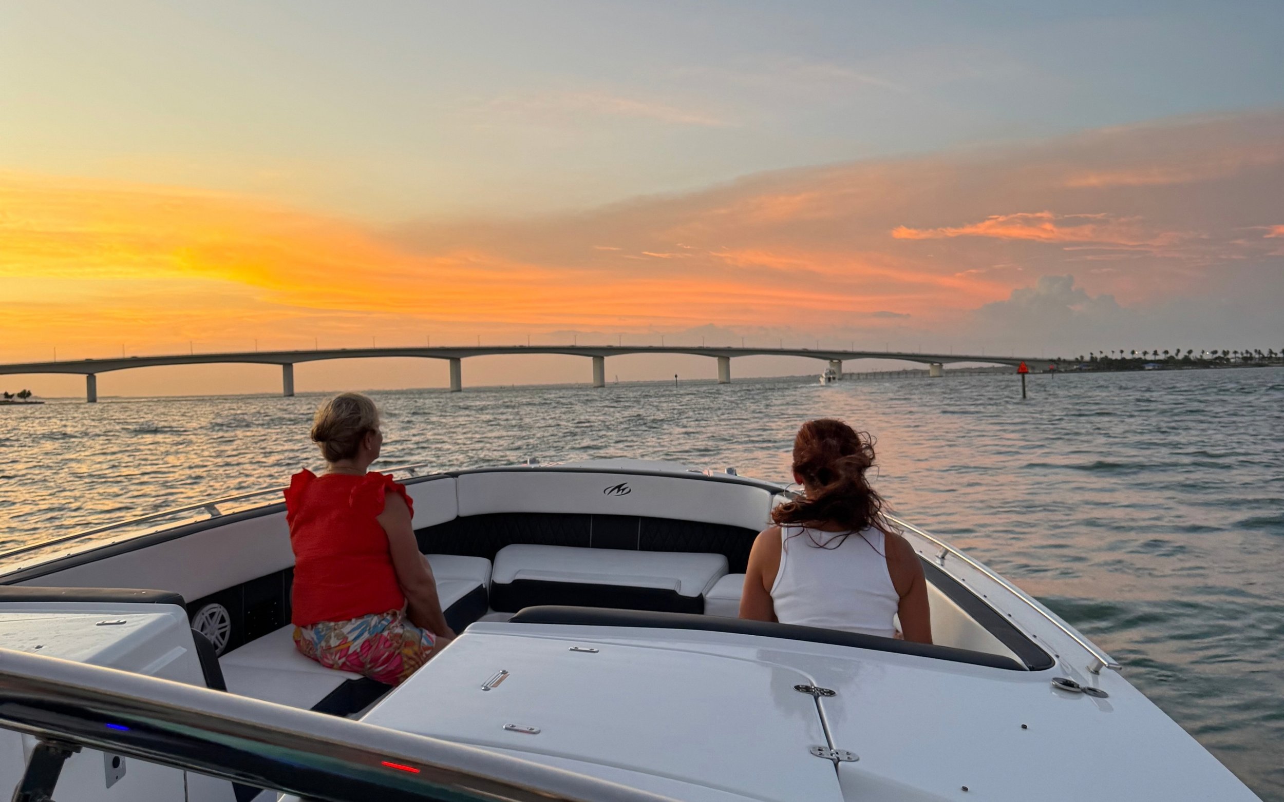 Sailing at sunset on a Kokomo charter