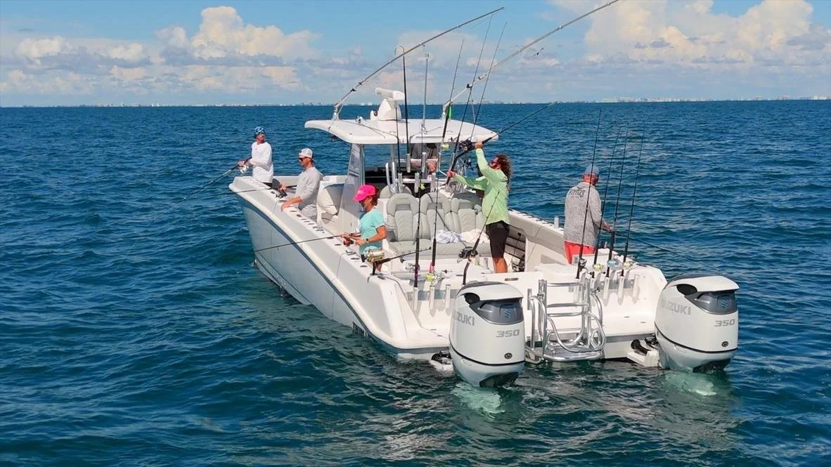 Off Script, the 38-foot Twin Vee power catamaran used for Kokomo fishing charters
