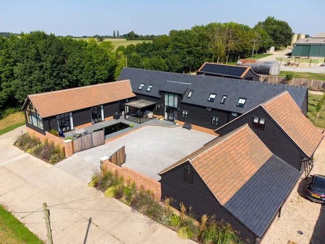 conversion & re-modelling of an existing grade II listed barn