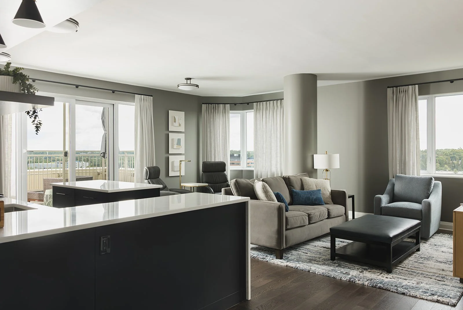 CPI Interiors Ottawa kitchen design in a luxurious condo