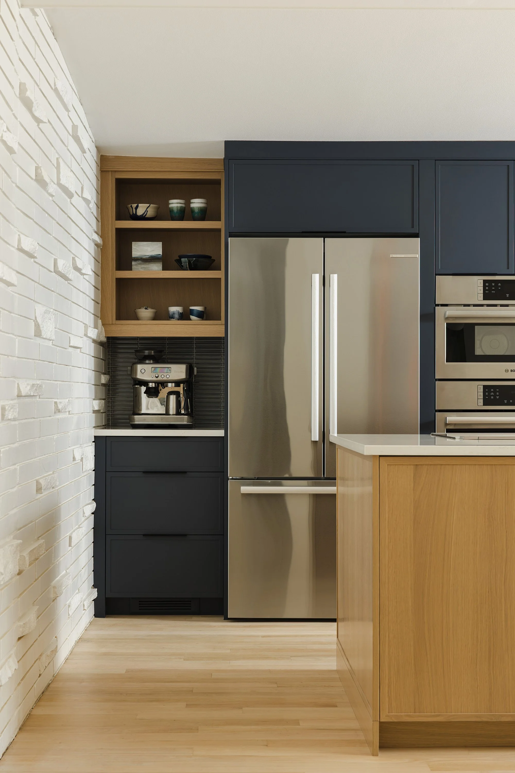 Ottawa interior design featuring a mid-century modern kitchen with a coffee bar.