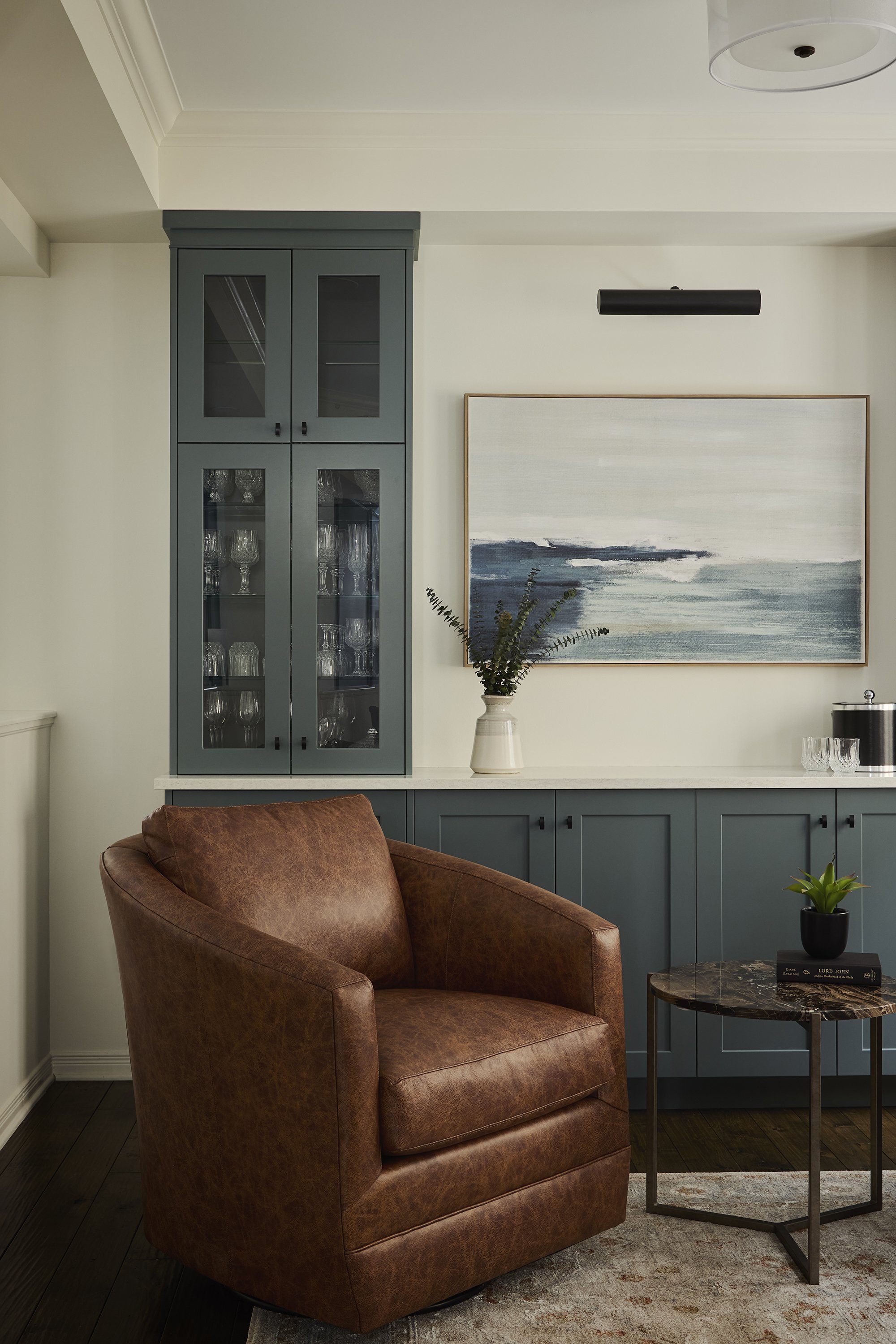 Custom cabinet design in Ottawa featuring teal cabinets. 