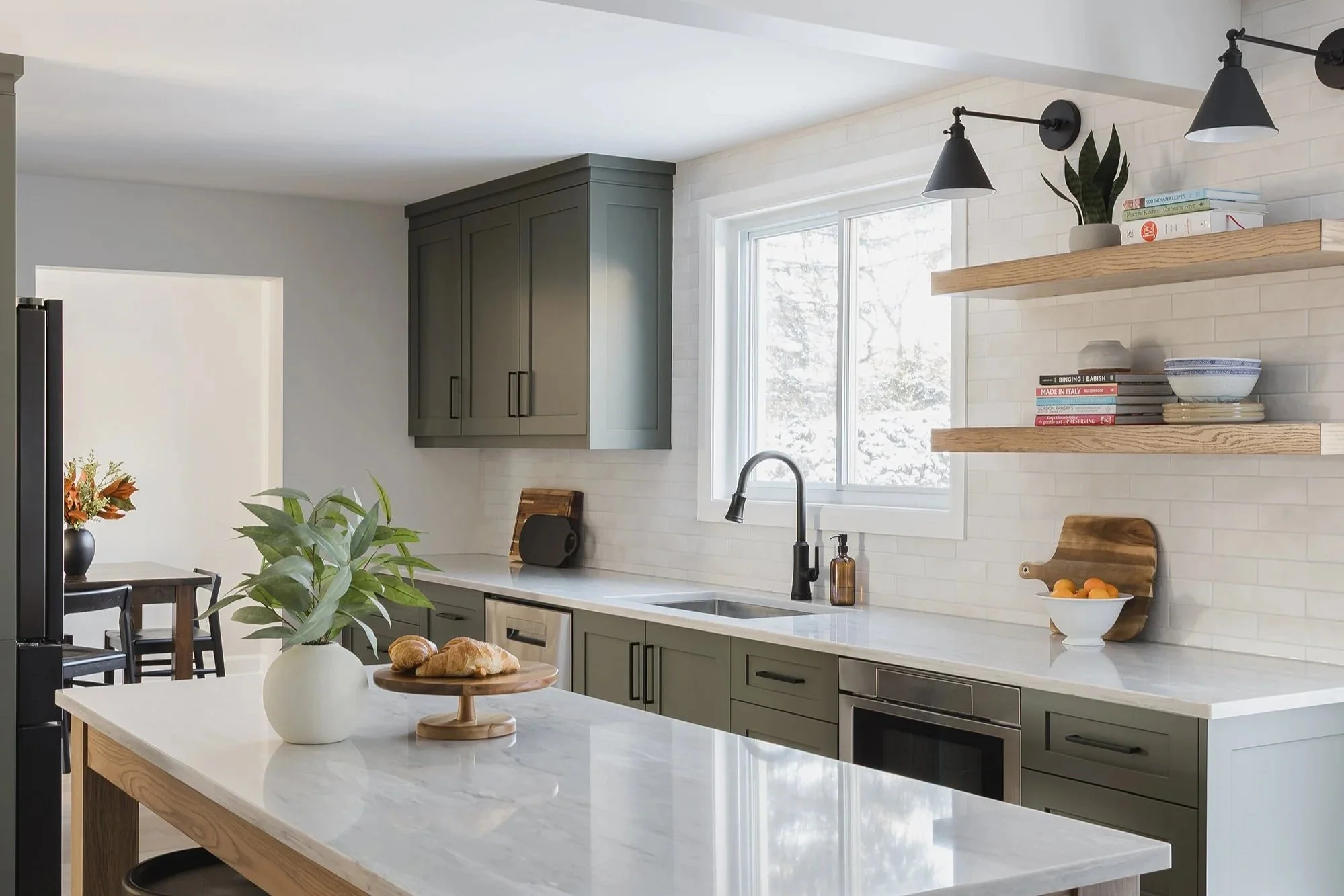 full-service-renovation-custom-kitchen-warm-farmhouse-ottawa-10.jpg
