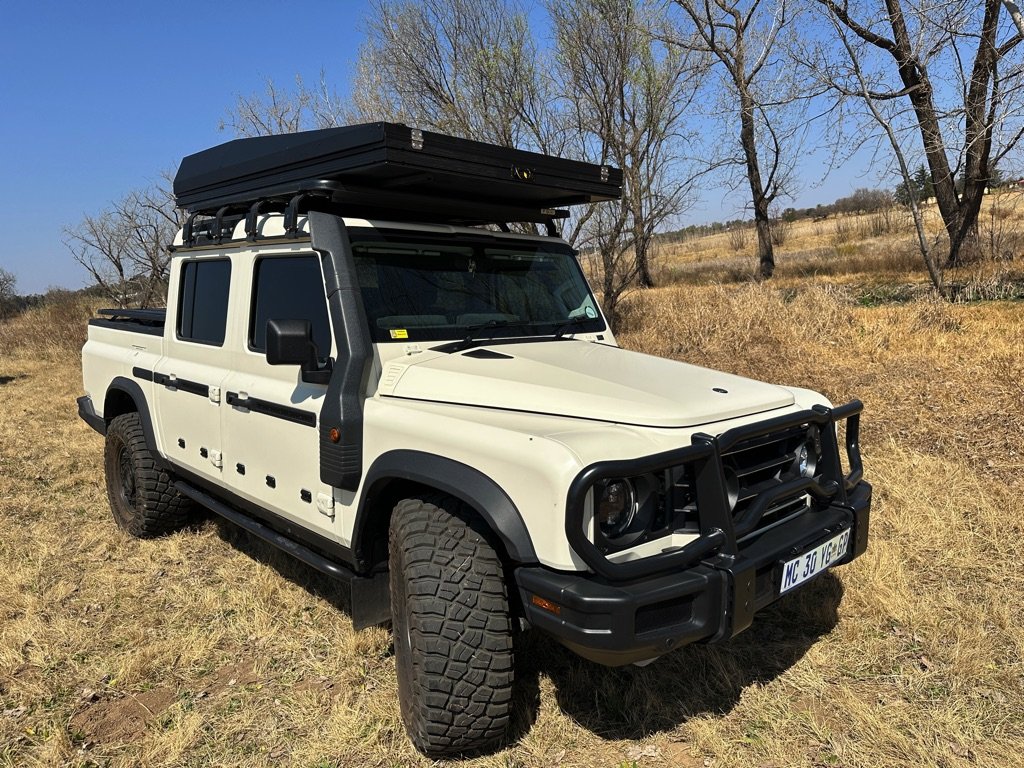 Eezi-Awn-XPLOR-Rooftop-Tent-07.jpg