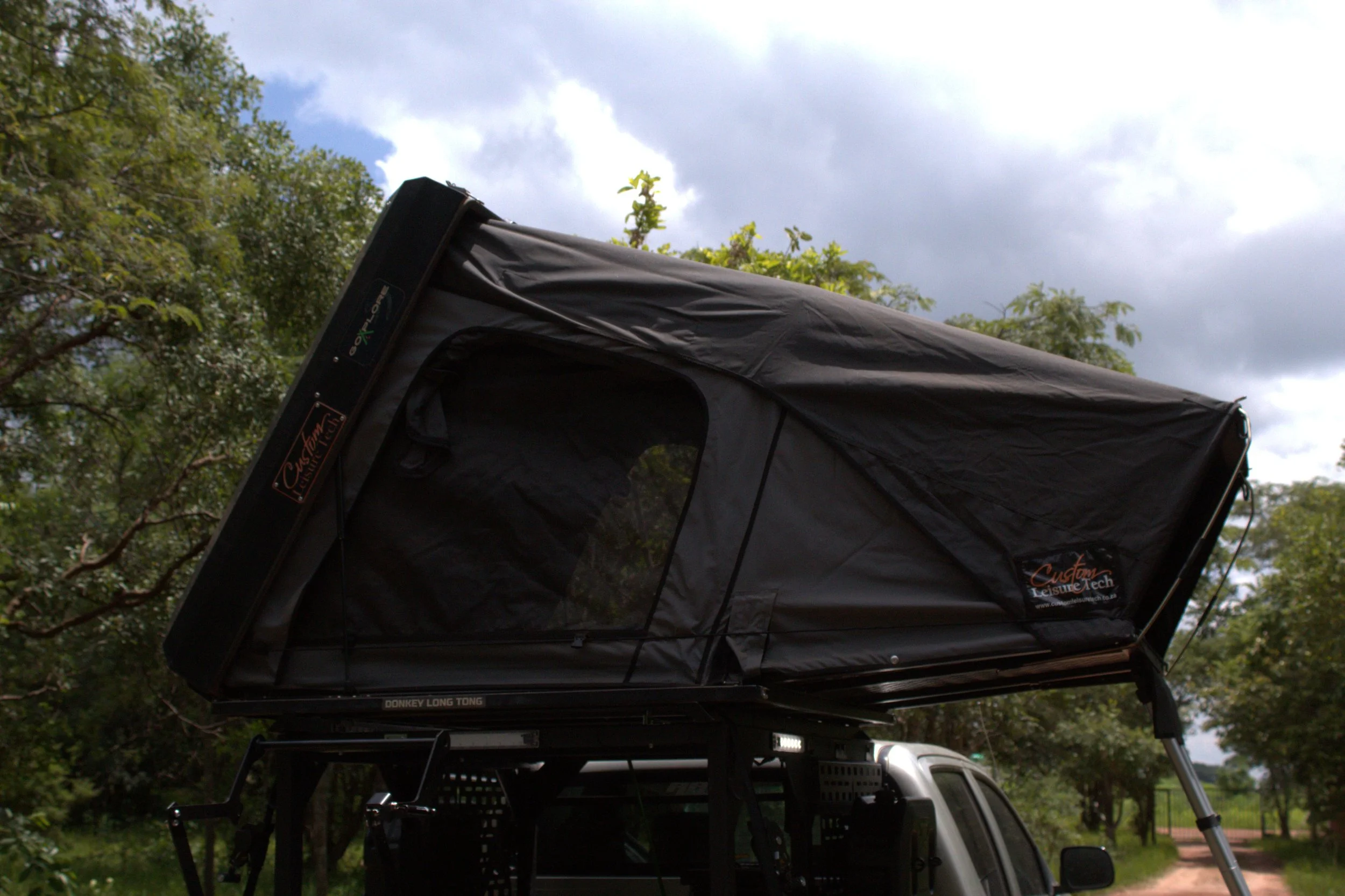 Custom Leisure Tech Compact Roof Tent