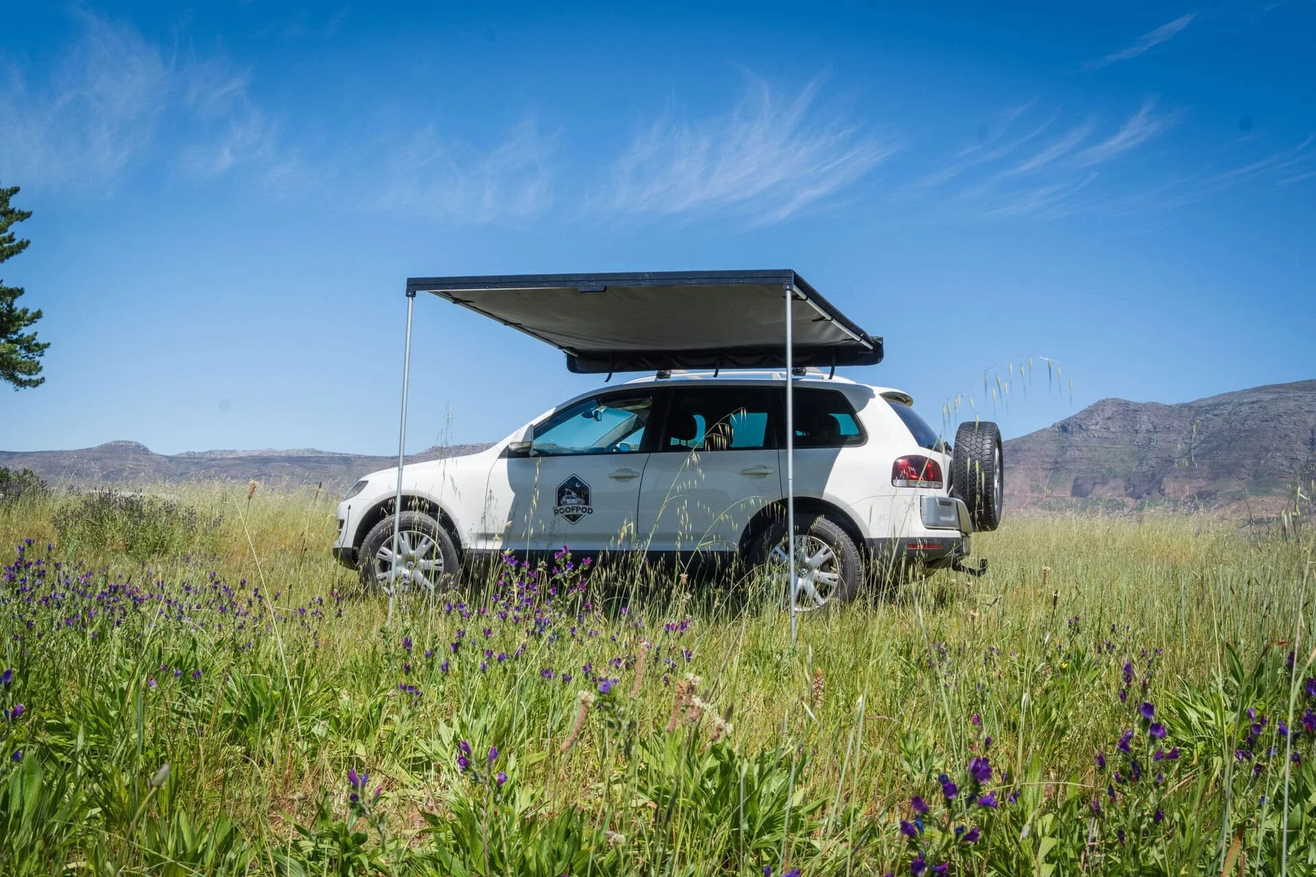 The RoofPod Universal Awning