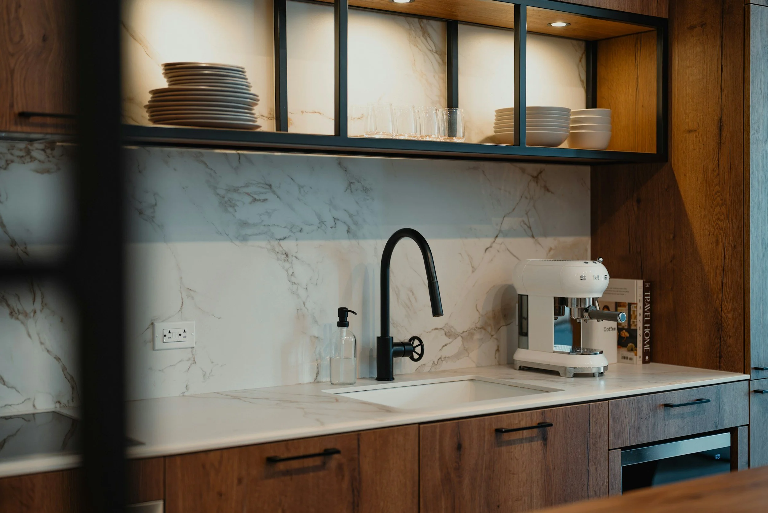 Custom Cabinet Services in the Dallas - Fort Worth Area