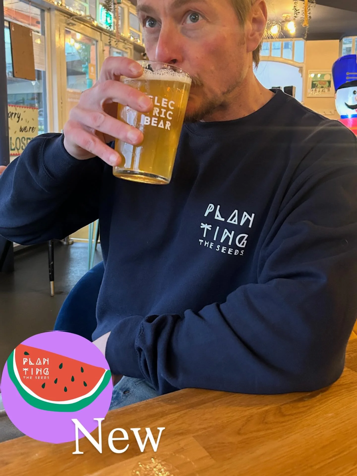 Planting The Seeds Logo Adult Sweatshirt 🇵🇸🍉&hearts;️

Small design on left chest and large back design on the reverse.

100% of all profits donated to charities/organisations providing humanitarian support or aid(see &lsquo;Our Impact&rsquo; sect