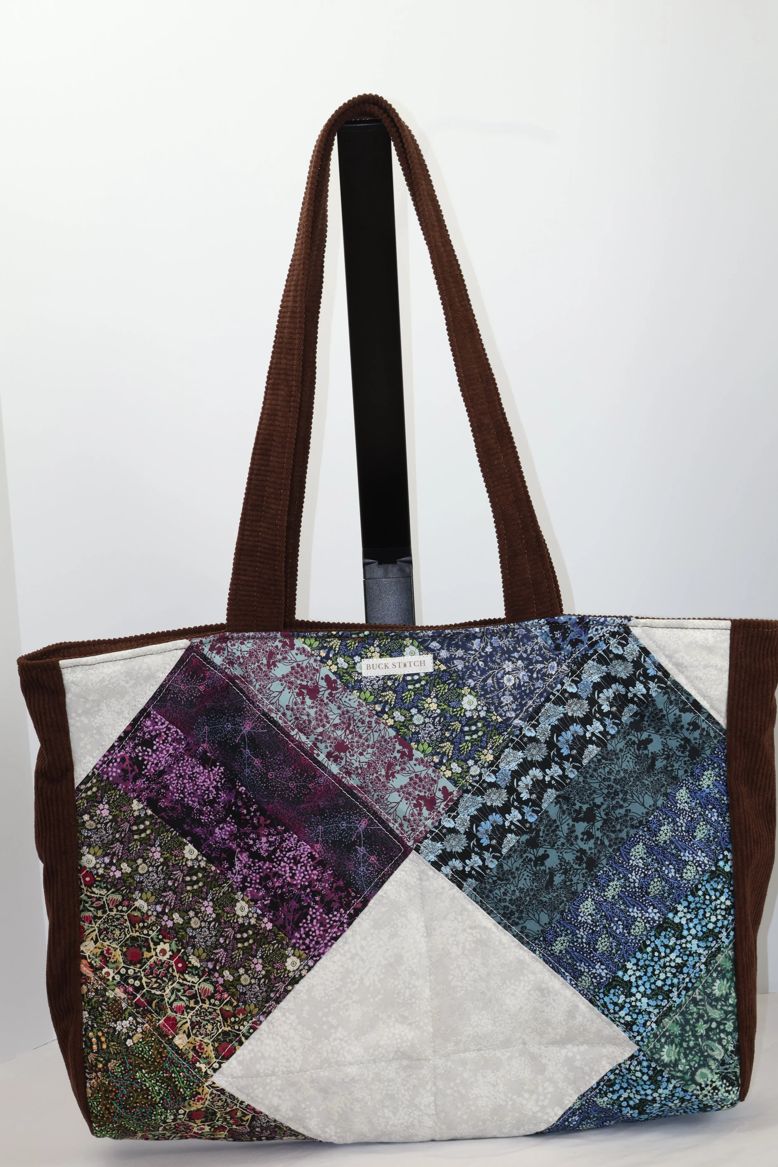 Bucky Tote - Quilt Flip: Estate Flowers |  1/4