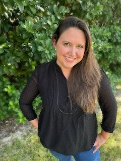 CAROLINE ANDERSON - ADVISOR | Caroline is the founder of The Osmanthus Group, a full-service political consulting firm specializing in independent and cross-partisan campaigns and holds an M.A. in Public Policy. She has spent the past 15
years workin