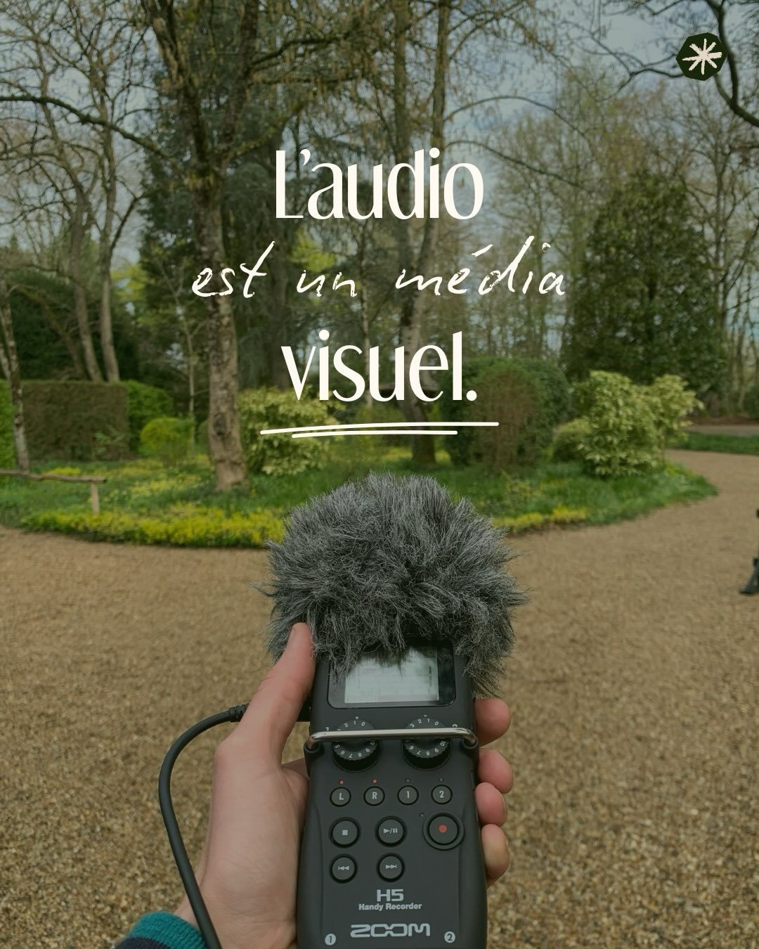 👁️ L&rsquo;audio est un m&eacute;dia visuel parce qu&rsquo;il ne montre rien&hellip; et qu&rsquo;il laisse tout le reste &agrave; imaginer.

🪶 Dans nos productions, nous travaillons le son comme une mati&egrave;re narrative &agrave; part enti&egrav