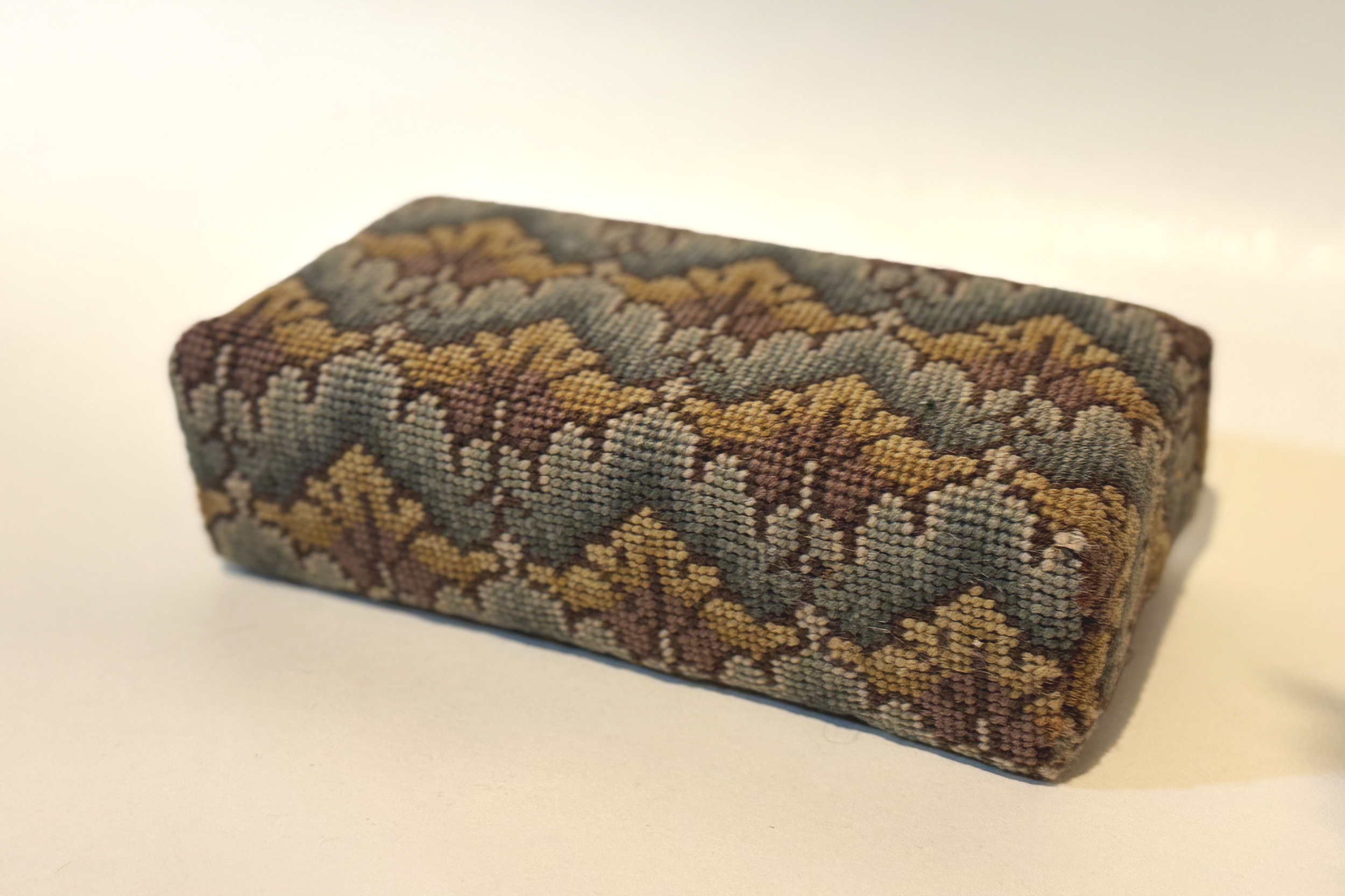 Door Stop - Hassock