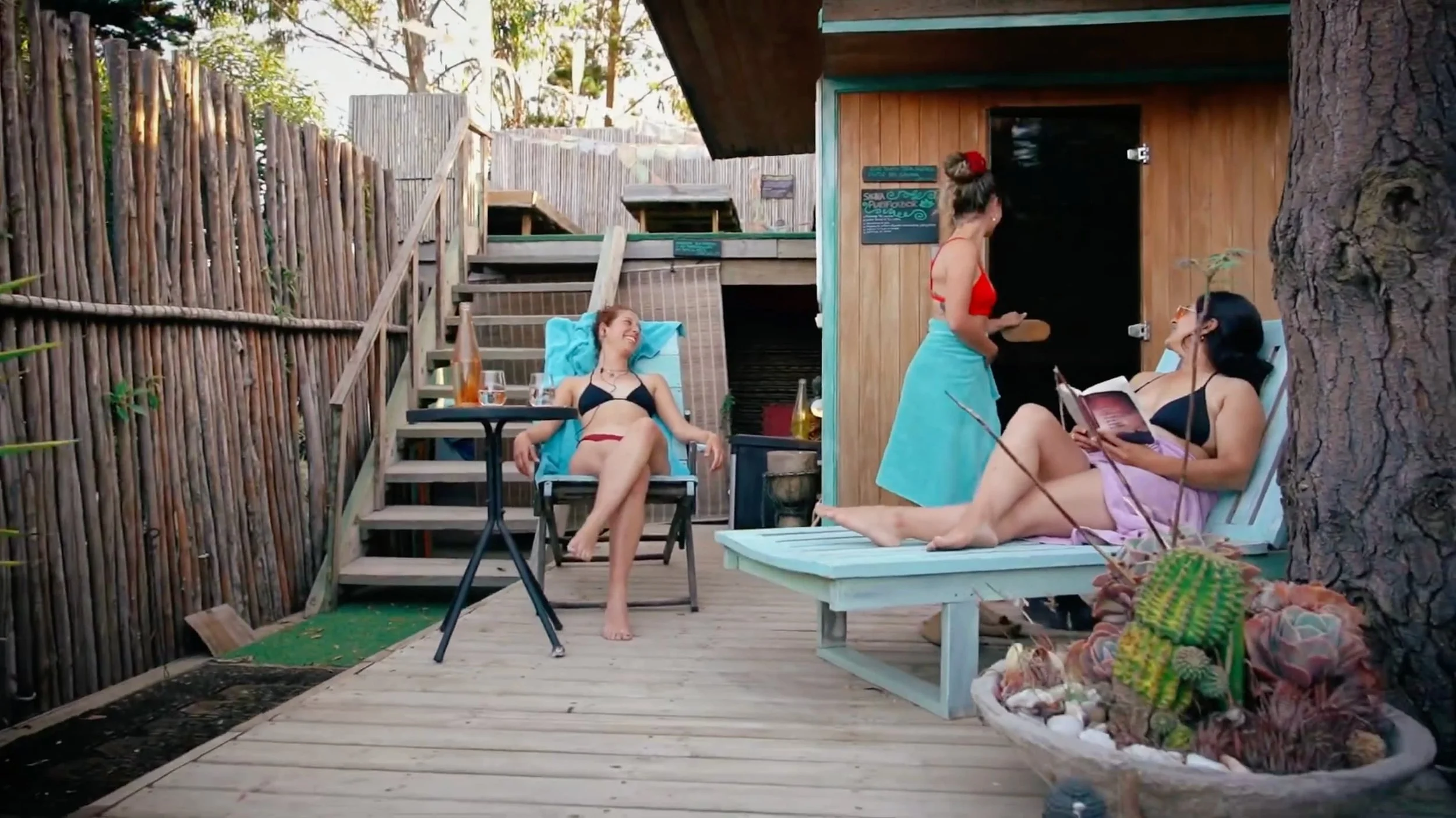 Spot publicitario para Coworking Sirena Insolente Hostel - Ayudante de dirección, Dirección de arte