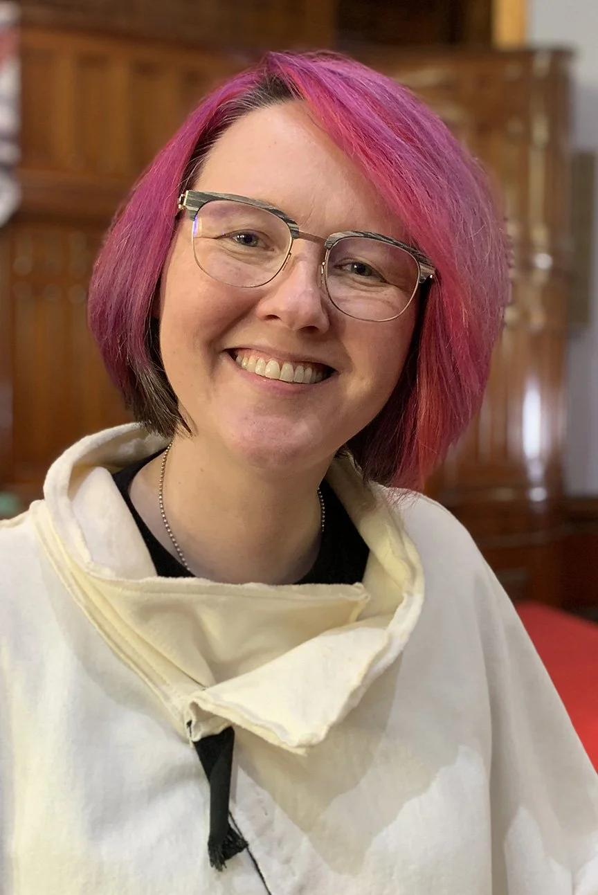 headshot of Pastor Alissia Thompson smiling