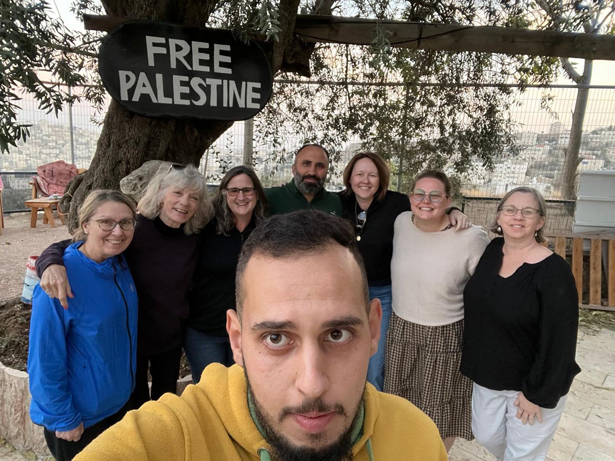 group that visited Image of a girl on the wall between palestine and israel from Alissia Thompson's Trip in 2024