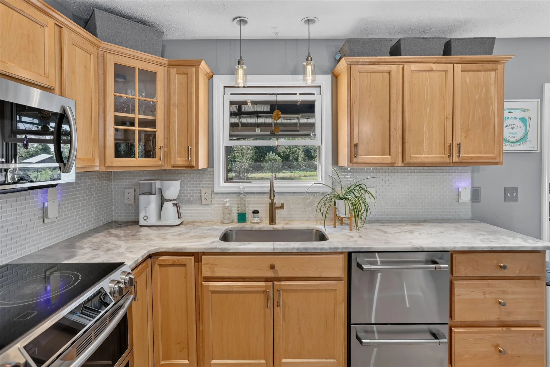 16-11256-E-Millbrook-Rd-WindowStill.jpg
