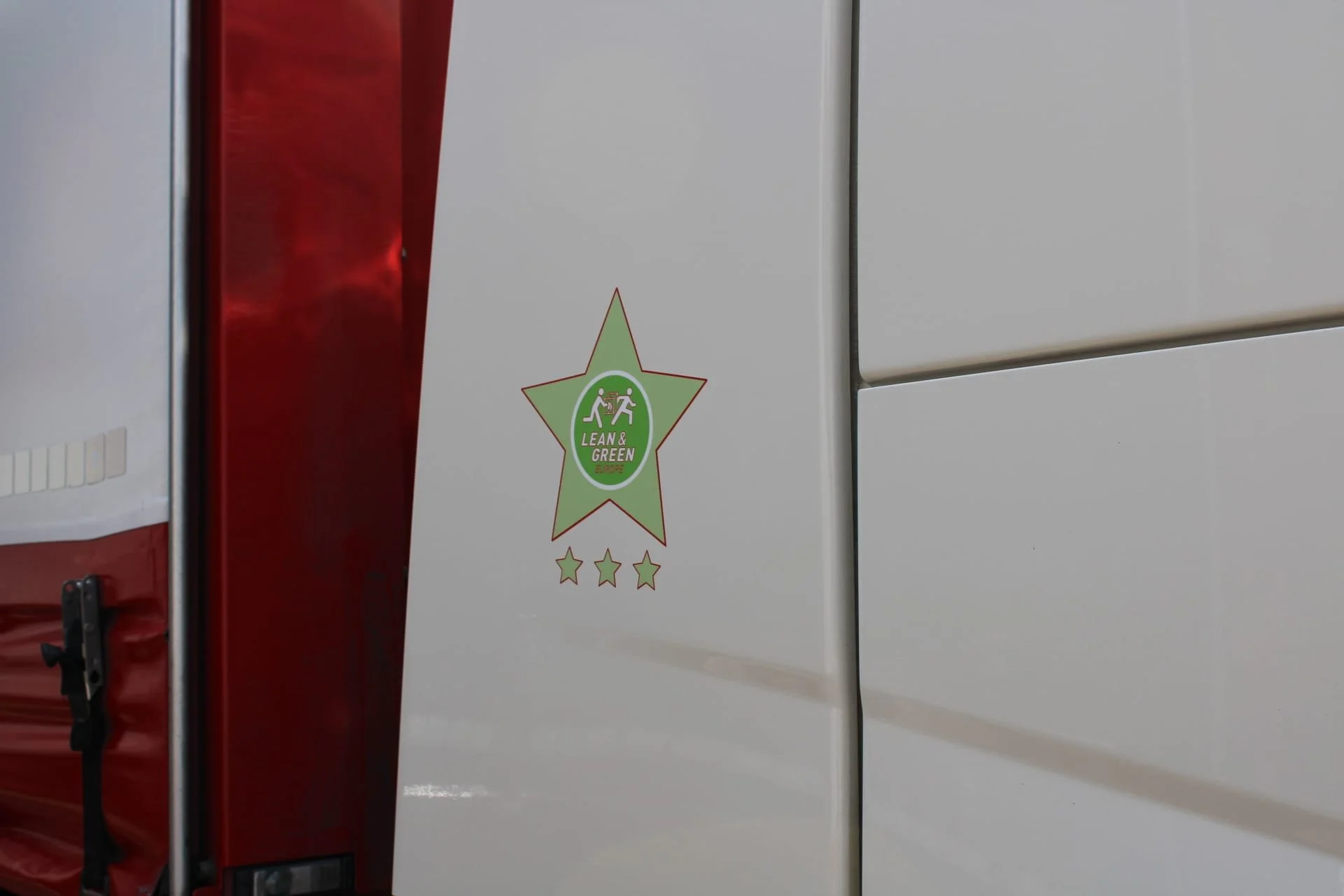 WhatsApp Image 2025-10-11 at 16.56.47.jpeg