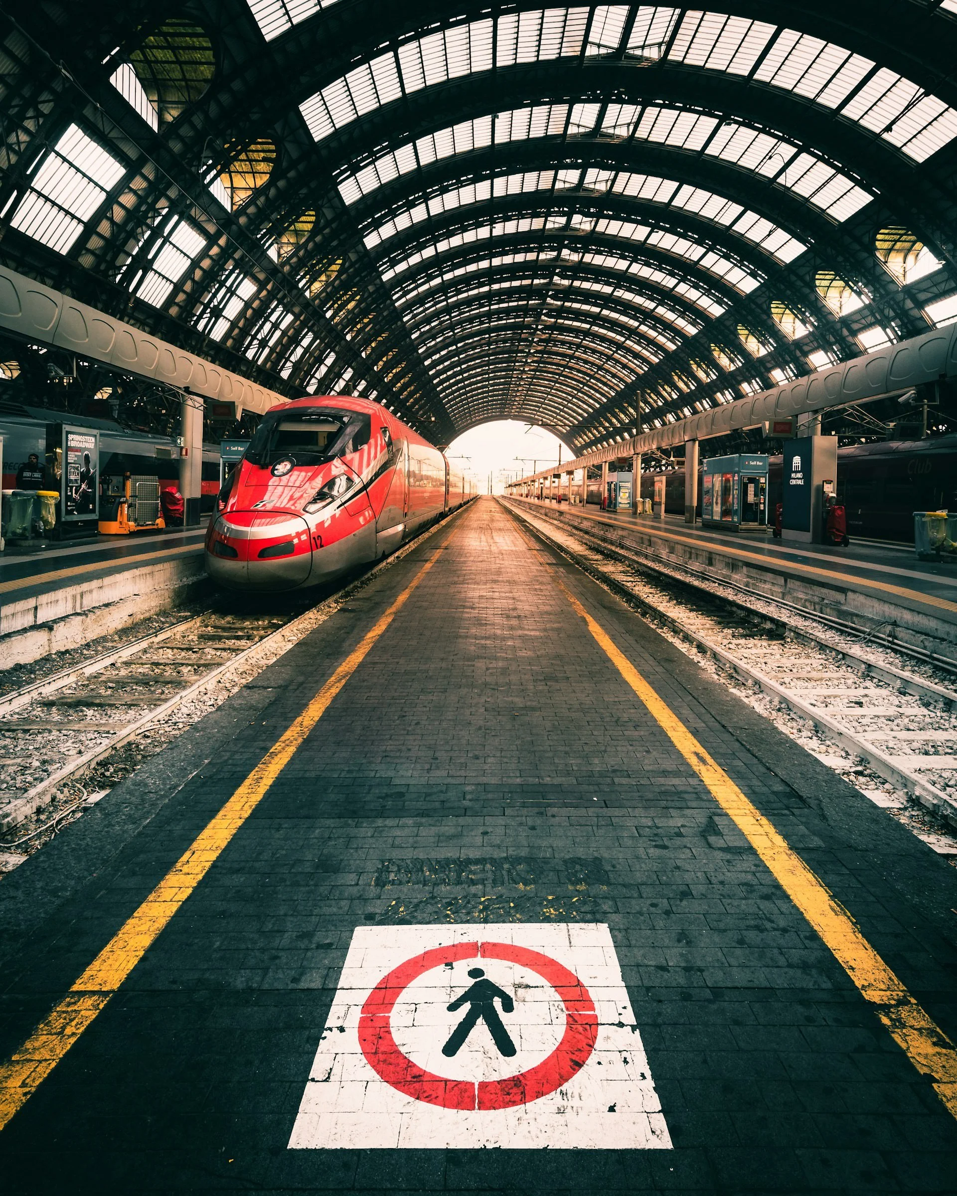What to Expect on an Italy Train Day: A Step-by-Step Survival Guide
