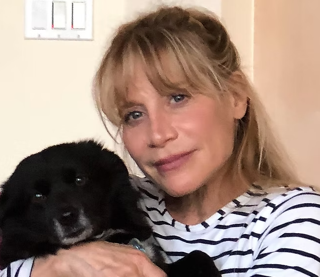 Sandra Mendelson doing Animal Communication at Spirit Well Sensory Lounge in Stuart, Florida.