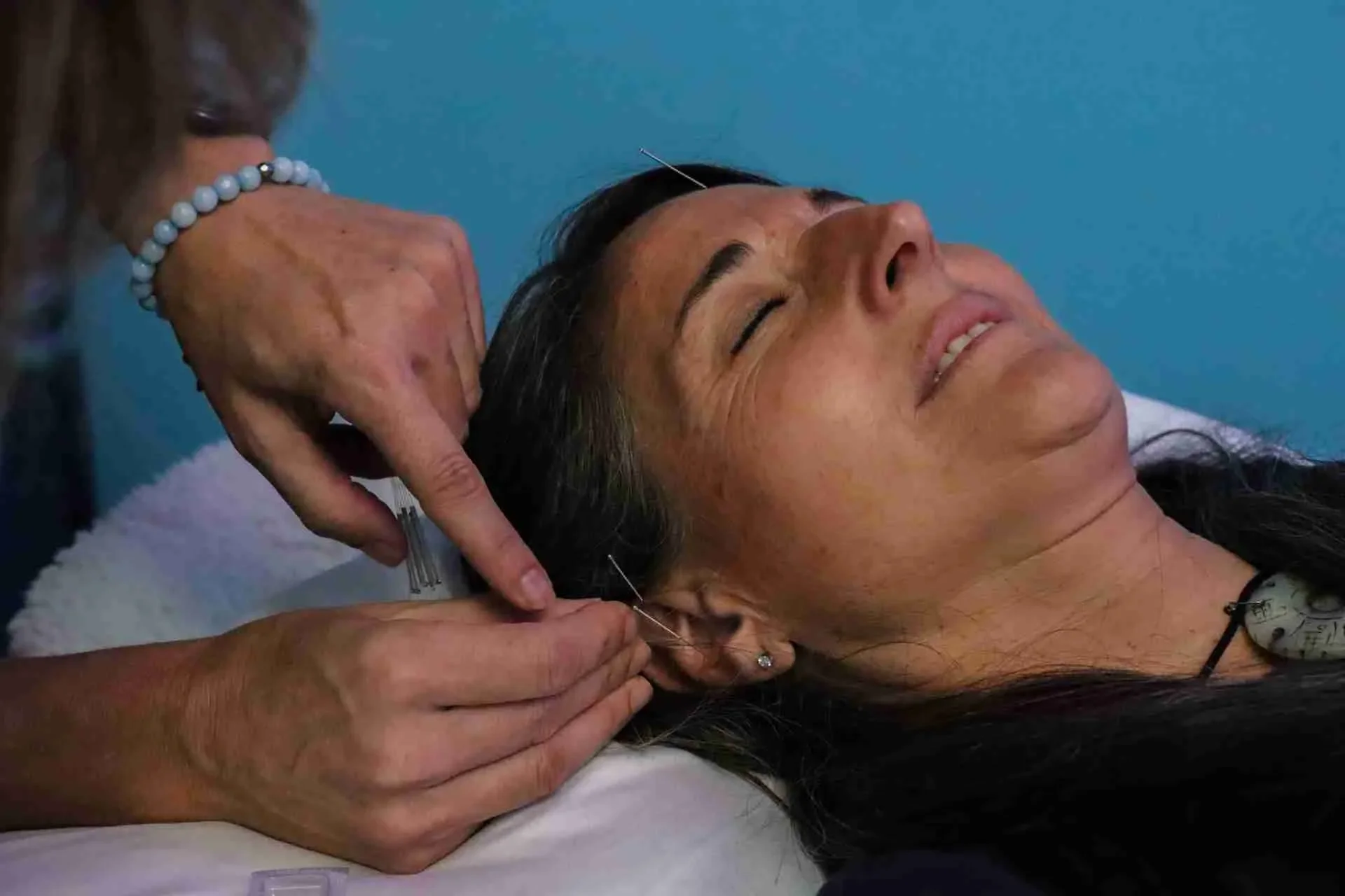 Acupuncture with Jessica O'Neill at Spirit Well Sensory Lounge in Stuart, Florida.