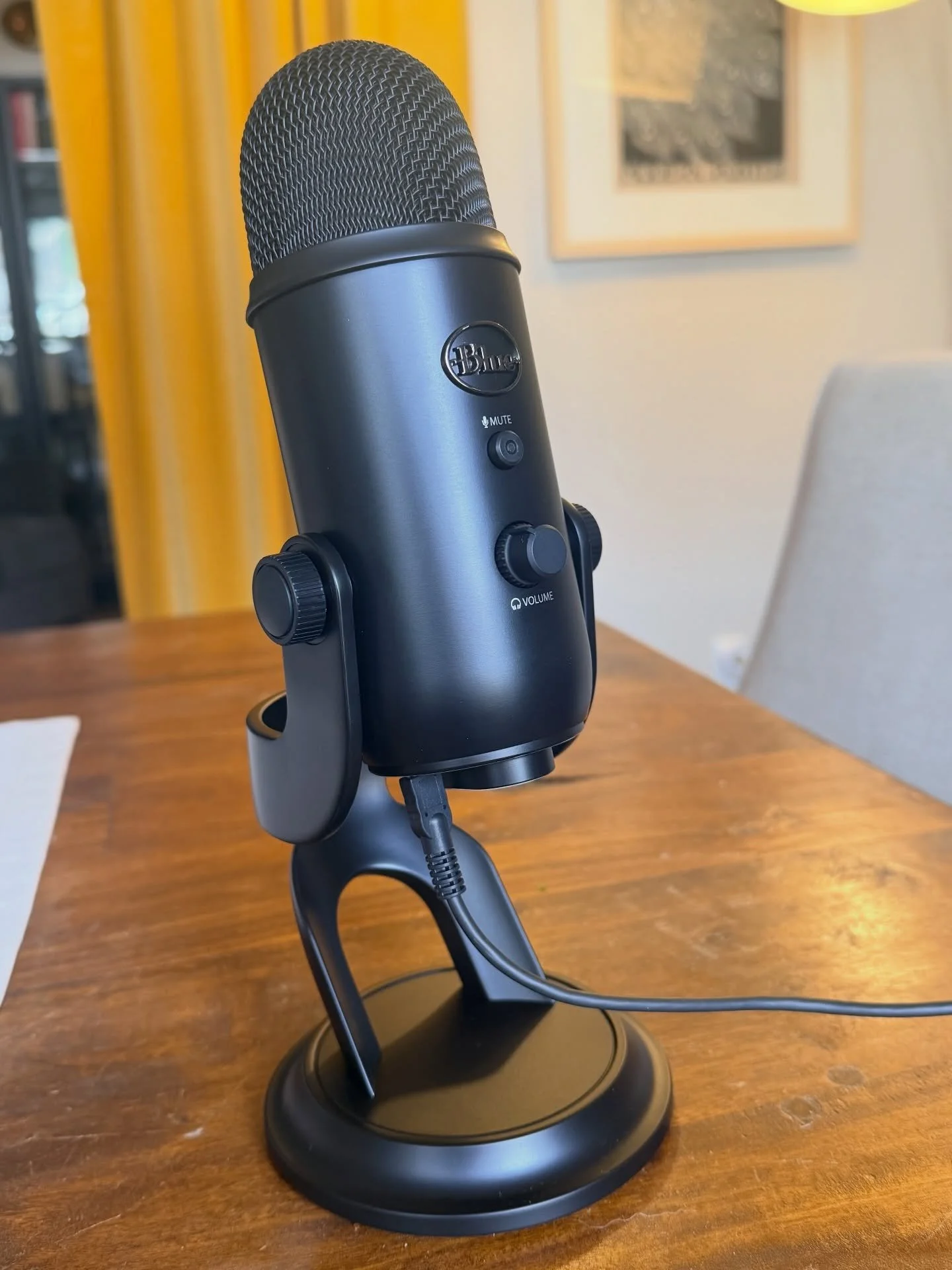 New podcast mic&hellip;and she&rsquo;s a sassy one.
I&rsquo;m recording 3 episodes this week&hellip;these stories will inspire you. They will motivate you. And certainly entertain you.