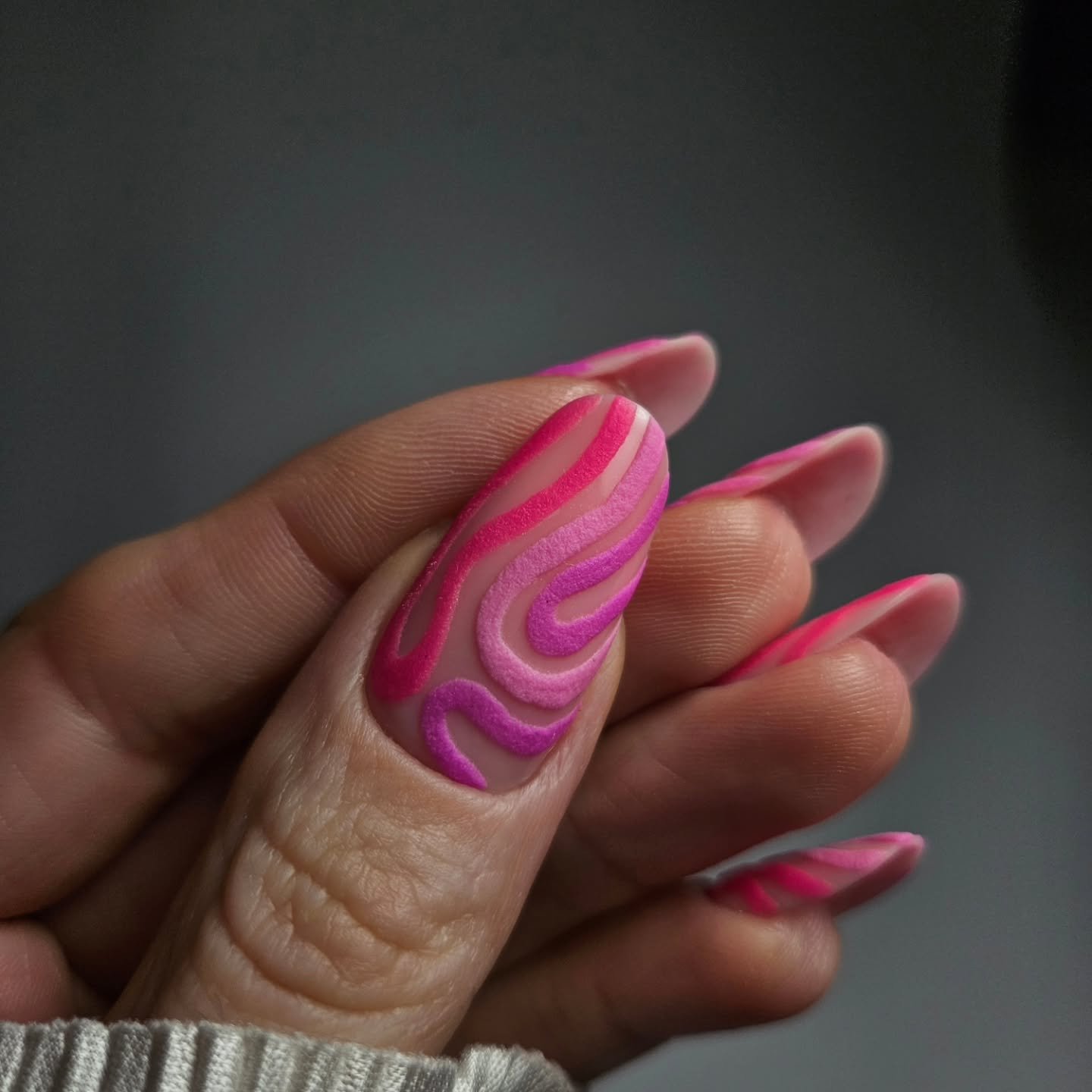 After all these snowstorms, it's so good to see some bright colors. We all deserved it. Let's hope spring will come soon 🌸

#russianmanicurect #ctnailtech #russianmanicure #NewMilfordCT #lichfieldbusiness