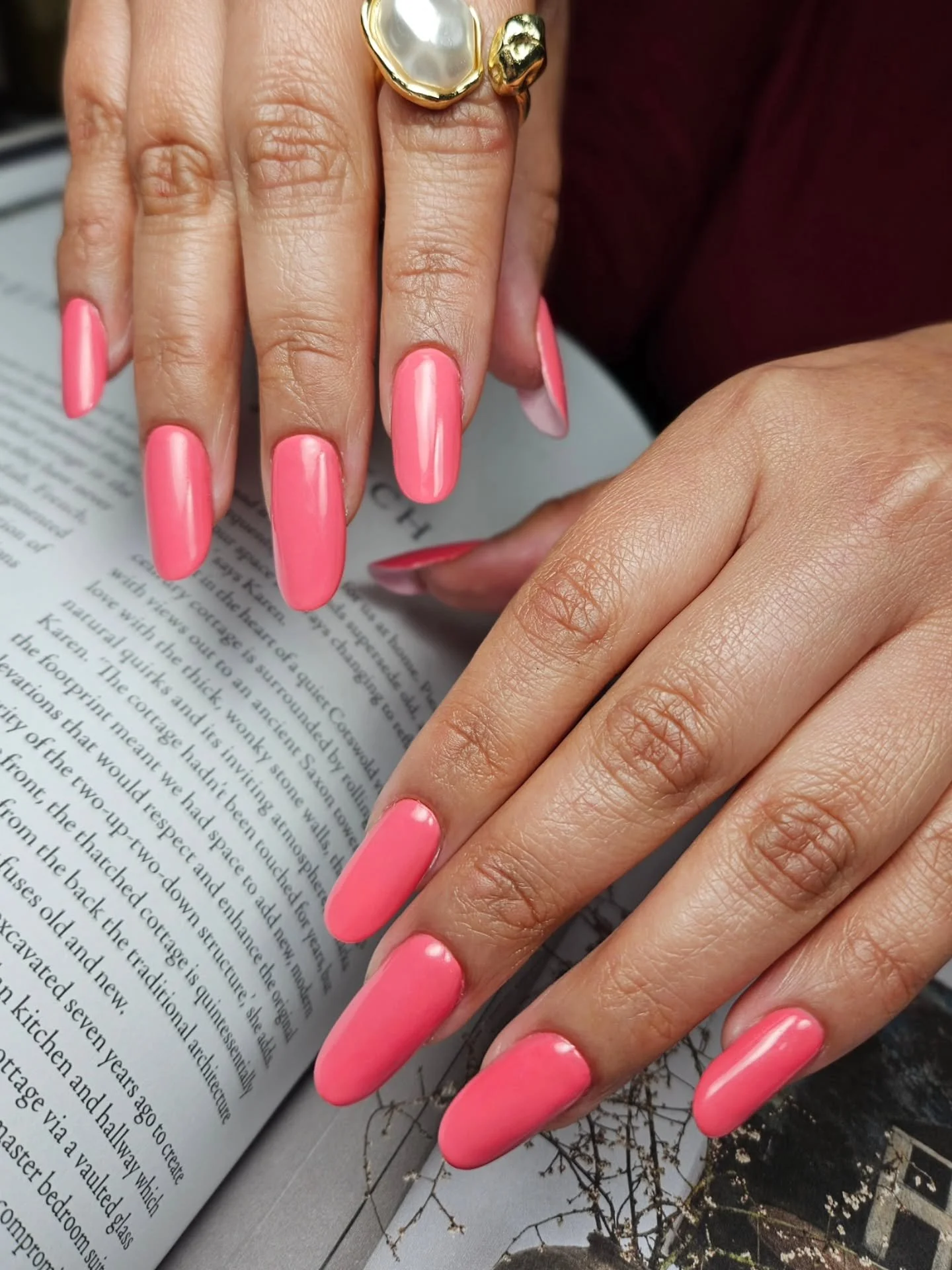 Bringing some summery colors to the streets! 🌸🥰

#russianmanicureconnecticut #nailtechct #nailtechnewmilford #NewMilfordCT #brookfieldct