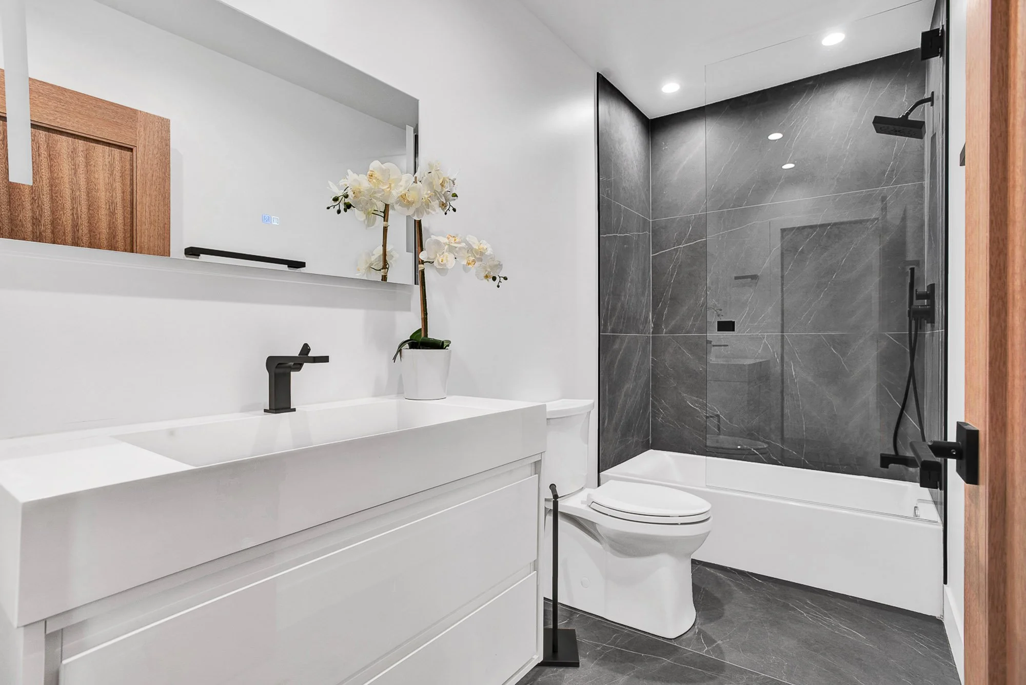 Modern bathroom real estate photography Inland Empire