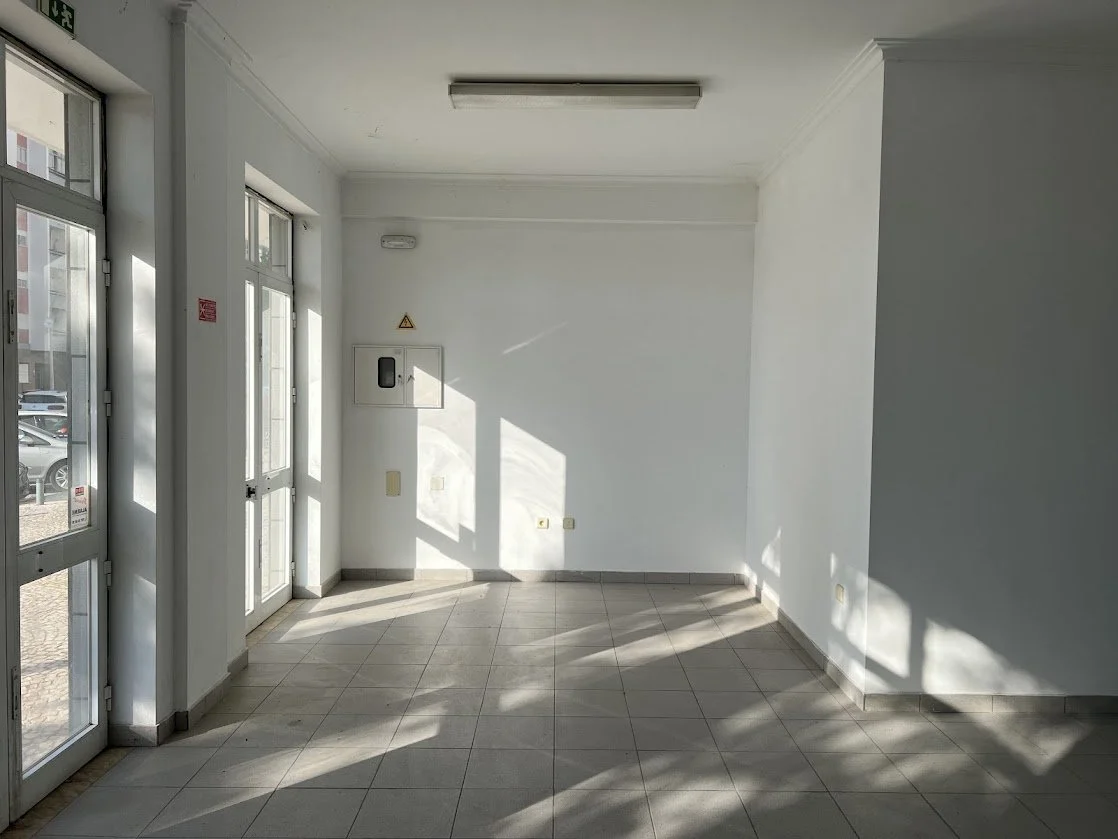 Castel Branco office unit 3.jpg