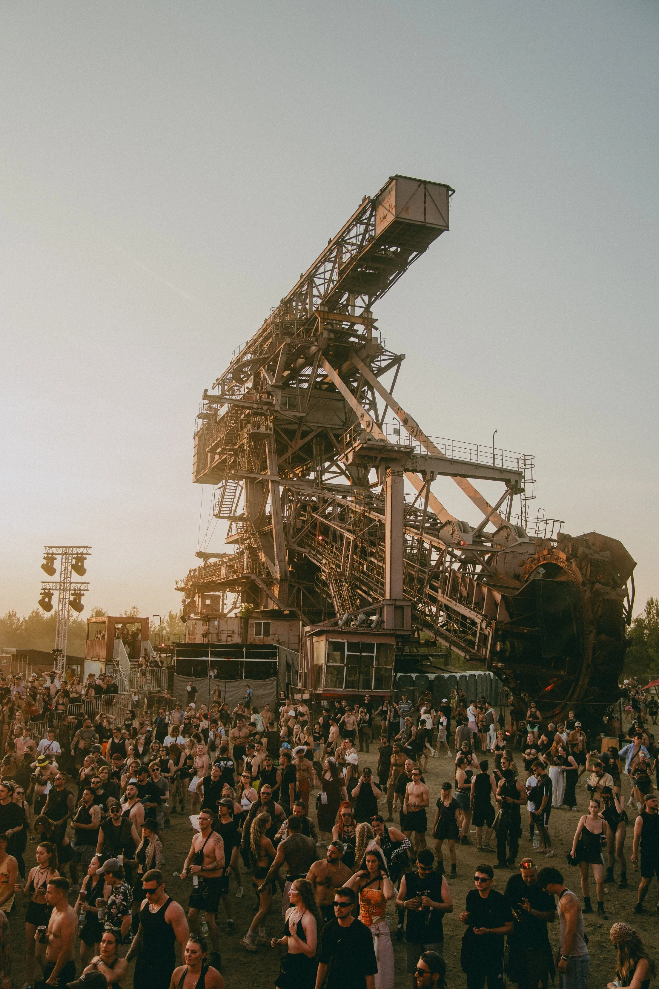 HIVE - SHOTBYSE7EN HR-220.jpg