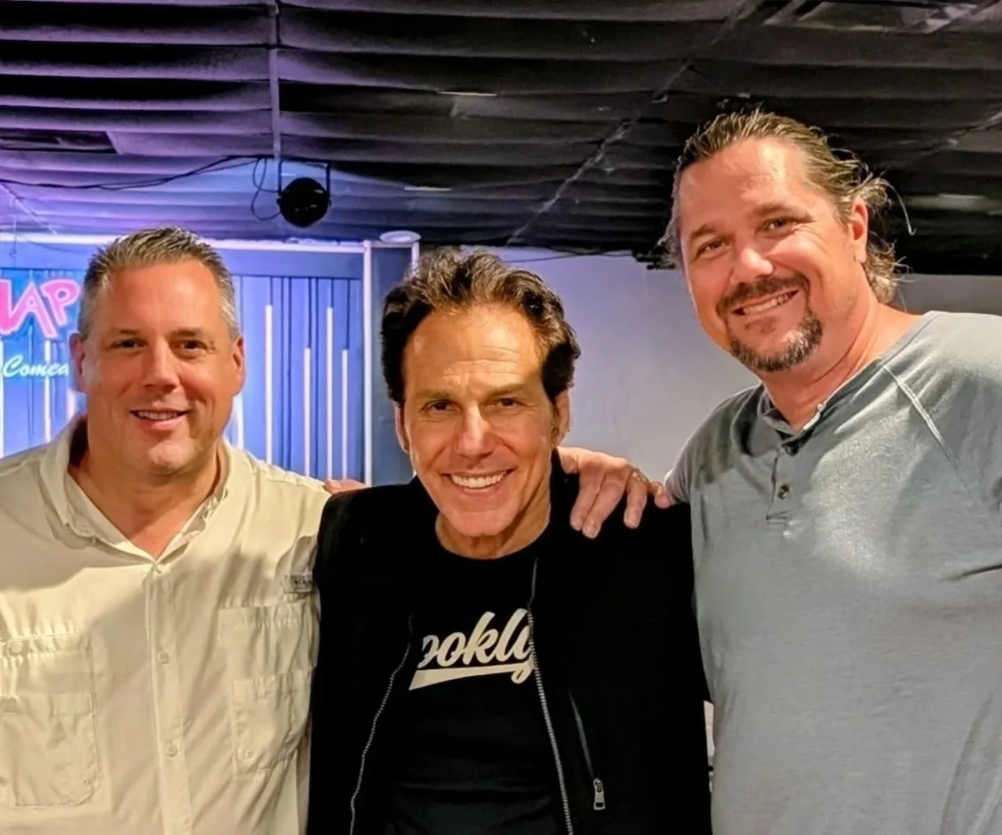 I had an absolute blast featuring and hosting for Johnny C and Steve Marshall's unforgettable show! 
.
.
.
#ComedianBobRayhart #bobrayhart #StandUpComedy #LiveComedy #ComedyPerformance #Laughs #Humor #ComedyClub #StandUpPerformance #Hilarious #Comedy