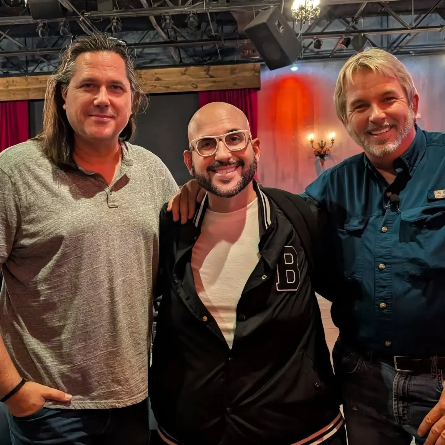Had such a great time featuring for Johnny B and having Tommy D host at Visani's Comedy Theater. These guys absolutely crushed it! 
.
#comedianlife #comedy #portcharlotte