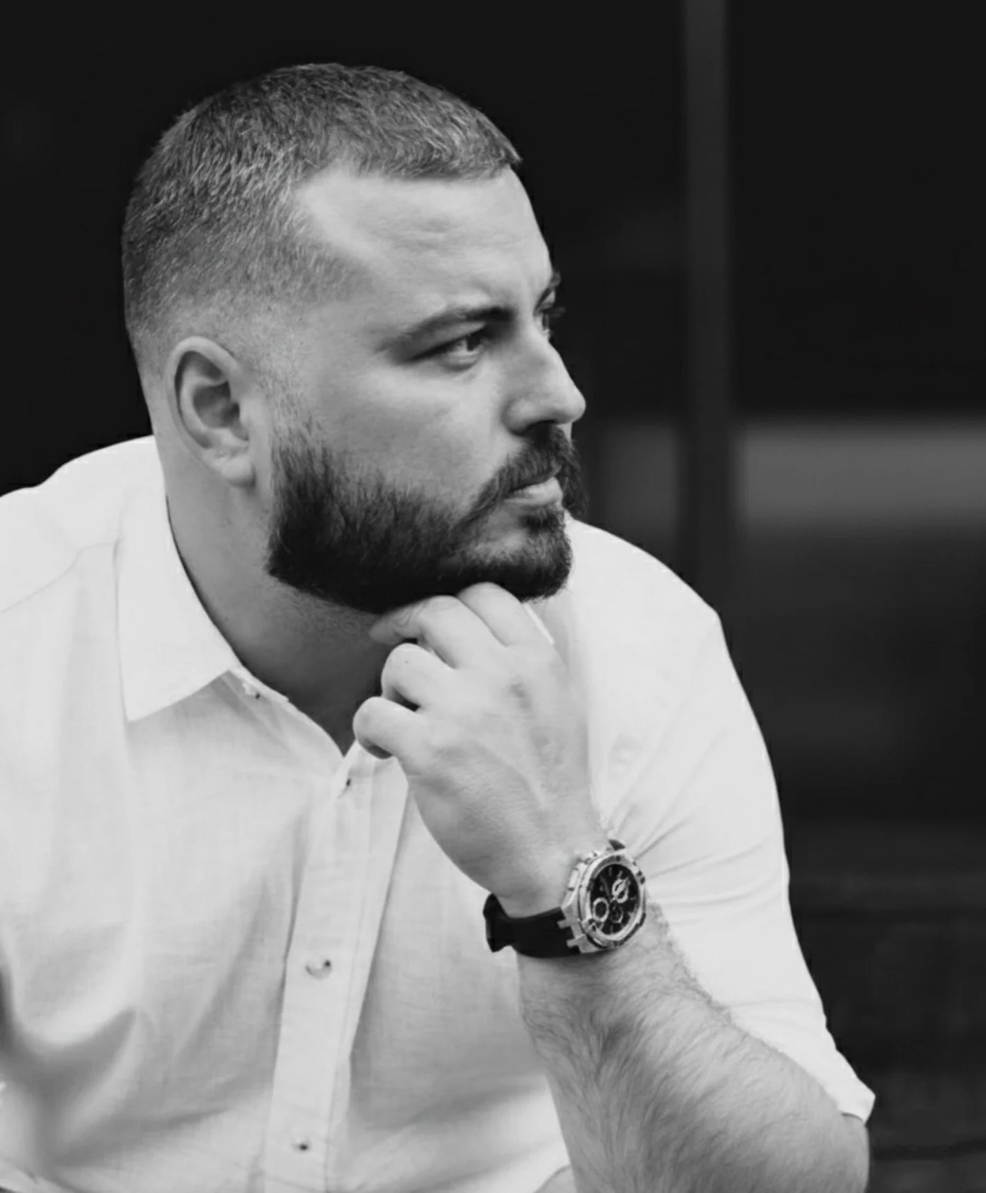 Про мене. Я &ndash; адвокат Ігор Нагорний.
⚖️ Досвід &ndash; понад 9 років.

🎓 У 2012 році закінчив Національний юридичний університет імені Ярослава Мудрого.

🏛️ Кар&rsquo;єру розпочав у 2013 році в Харківській обласній прокуратурі.

📌 Далі &ndas