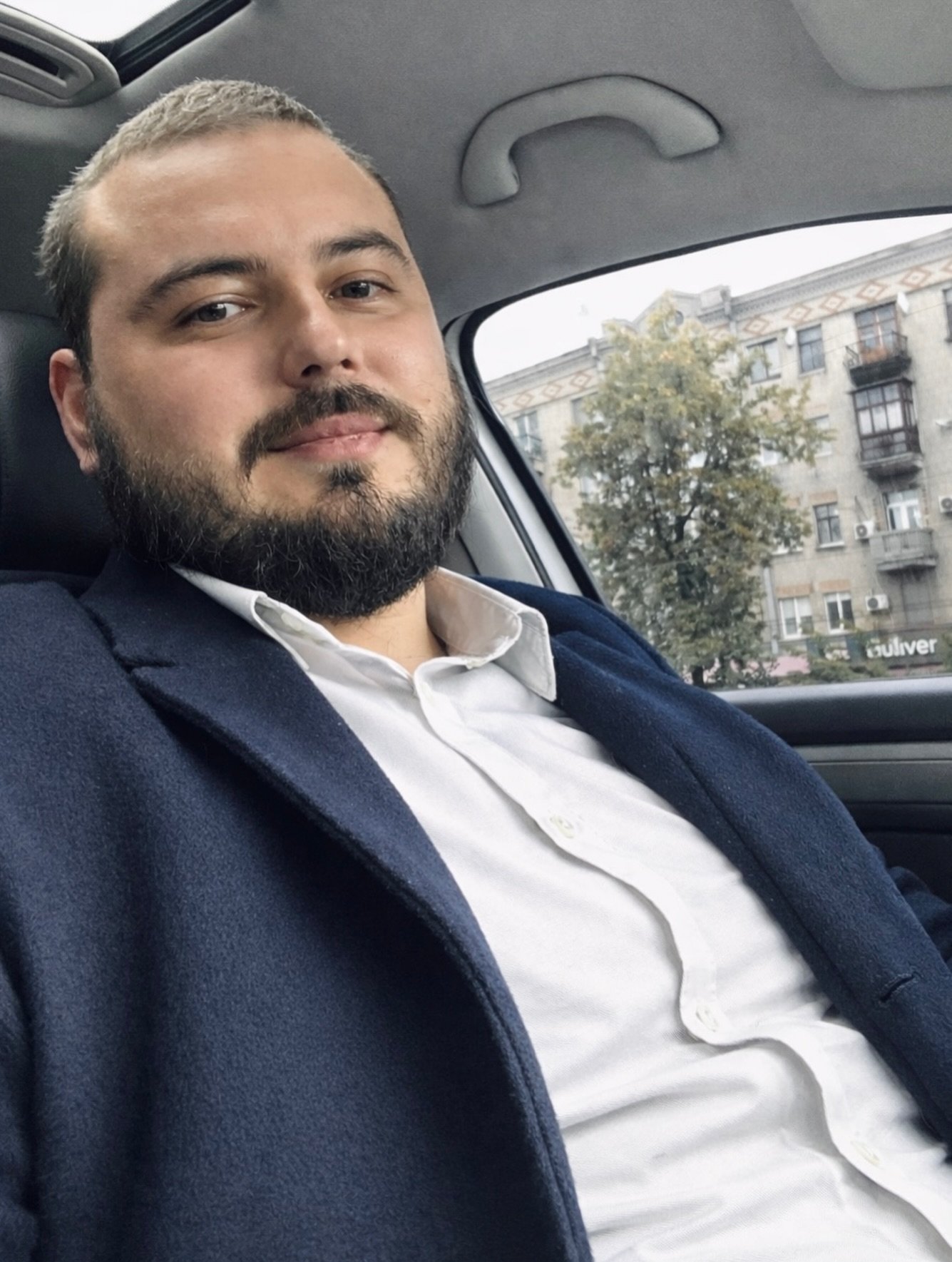 Моє місто &ndash; Харків. Тут завжди було багато місць, де хочеться просто відпочити й видихнути. І коли ти їдеш додому з родиною, думаєш про своє, останнє, чого очікуєш це мигалки позаду й вимога зупинитися. 🚨

Я багато років за кермом і в юридичні