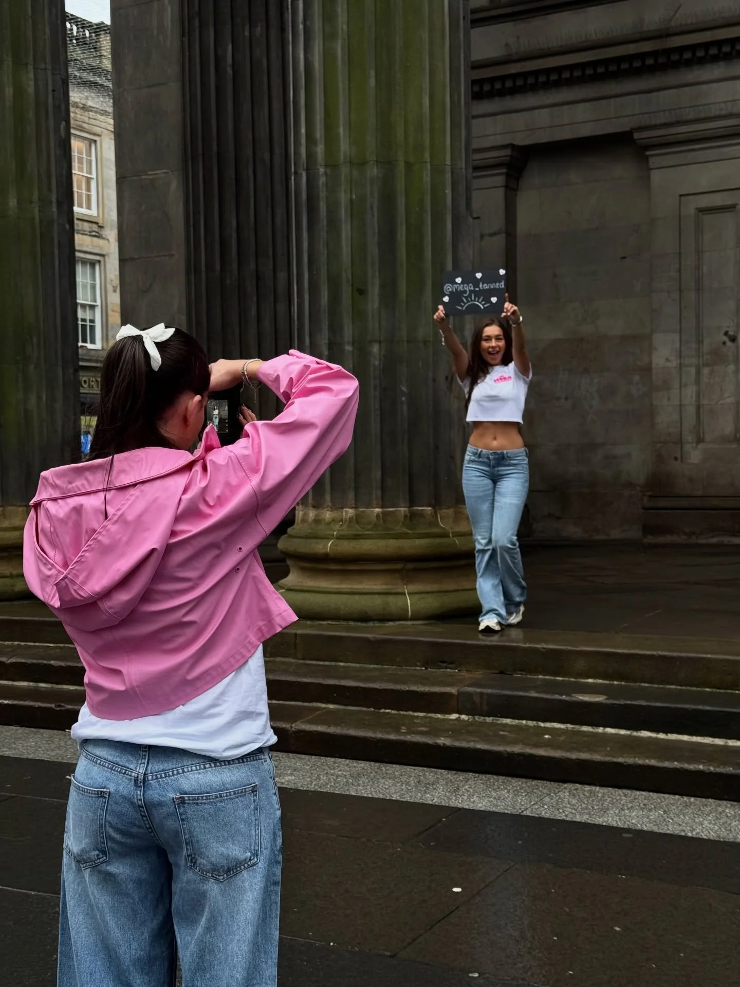 📸BTS from a content day with our client @mega_tanned