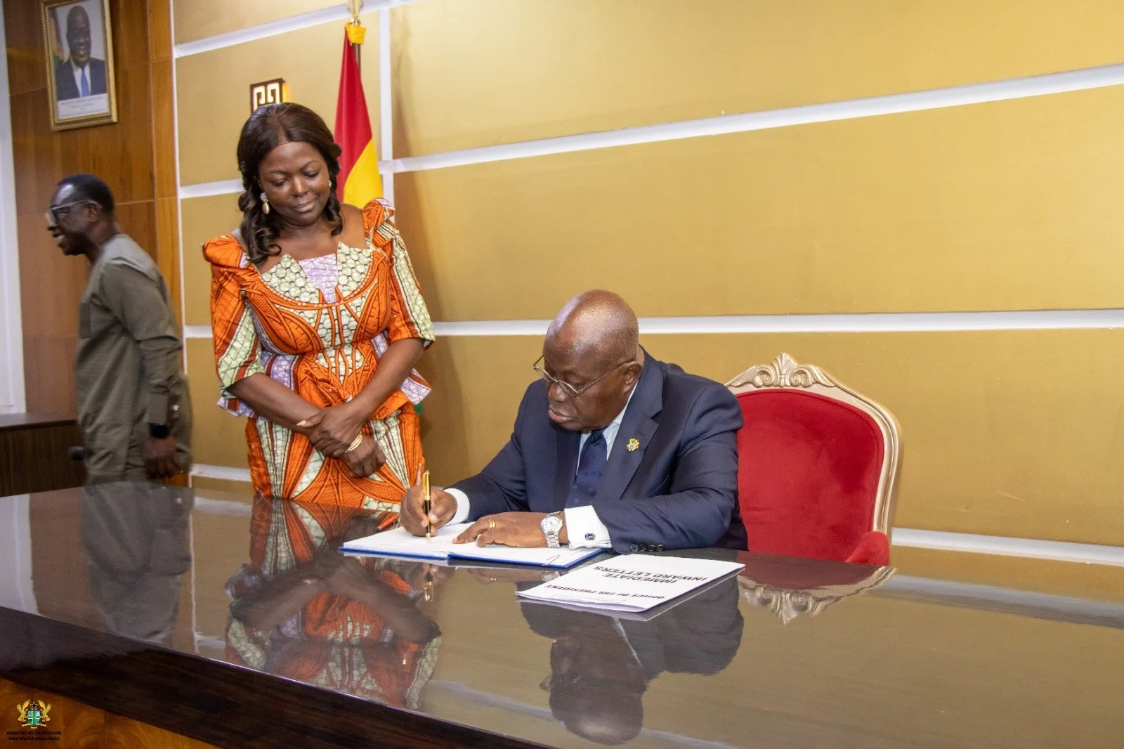 President H.E. Akufo-Addo of Ghana signing Compact on Water, Sanitation and Hygiene
